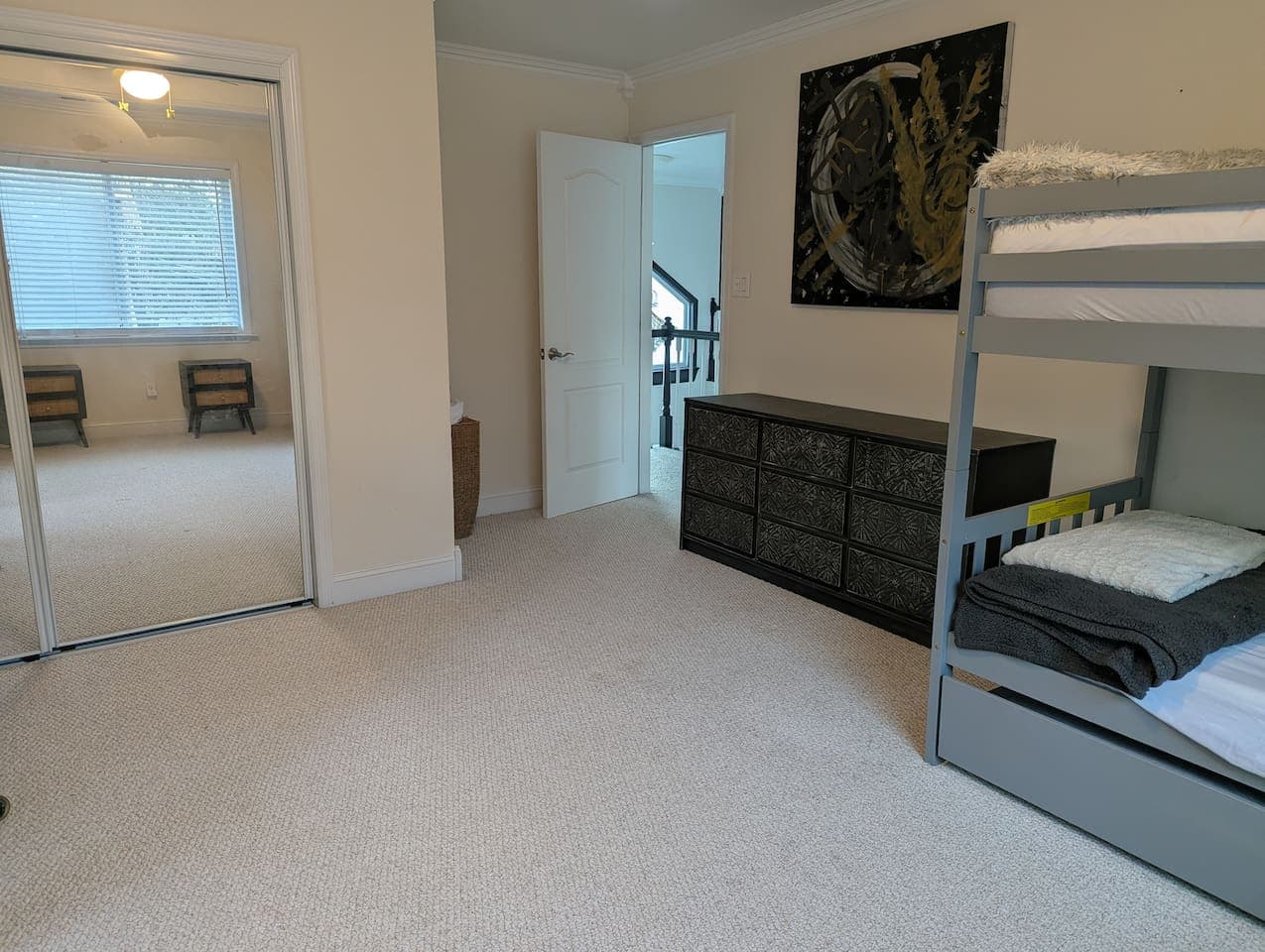 Gallery Image 16
