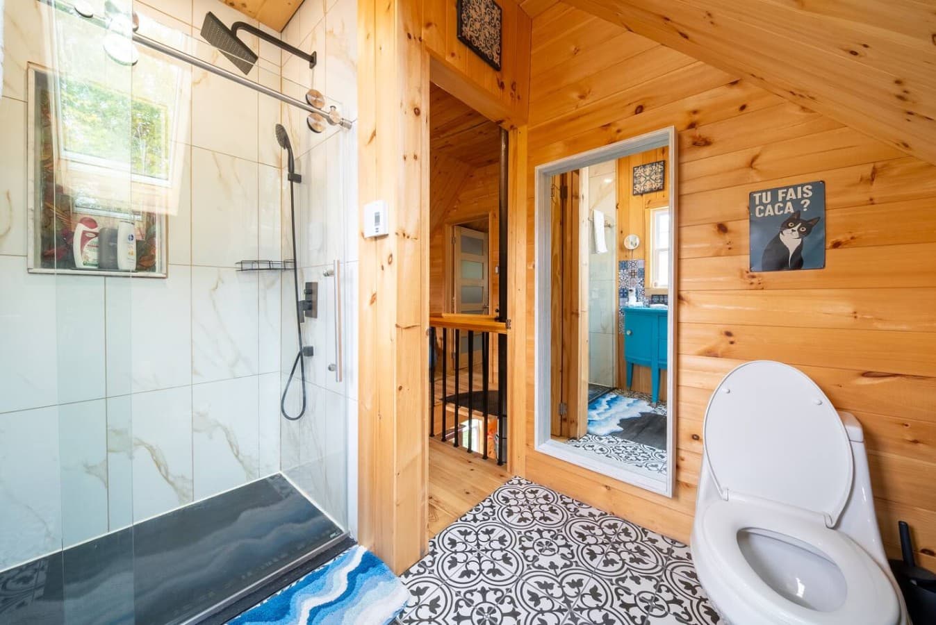 Full bathroom in Bunkie (2nd Level)