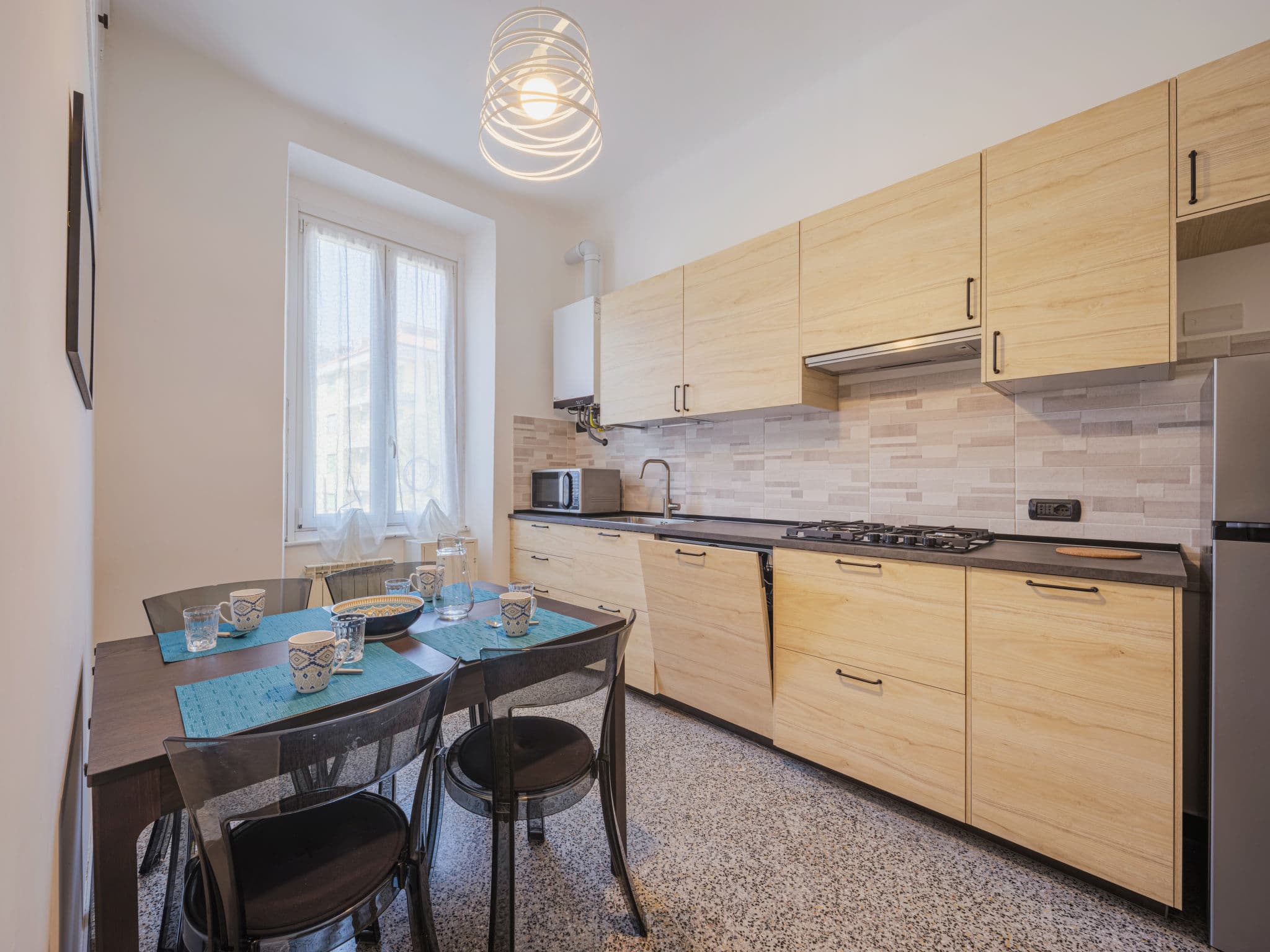 Kitchen / Dining Room