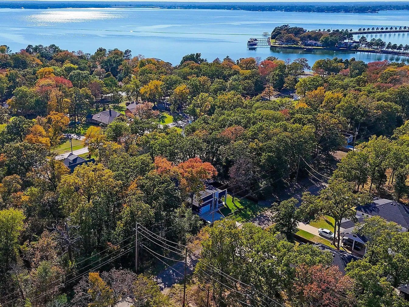 House with Lake in the backdrop