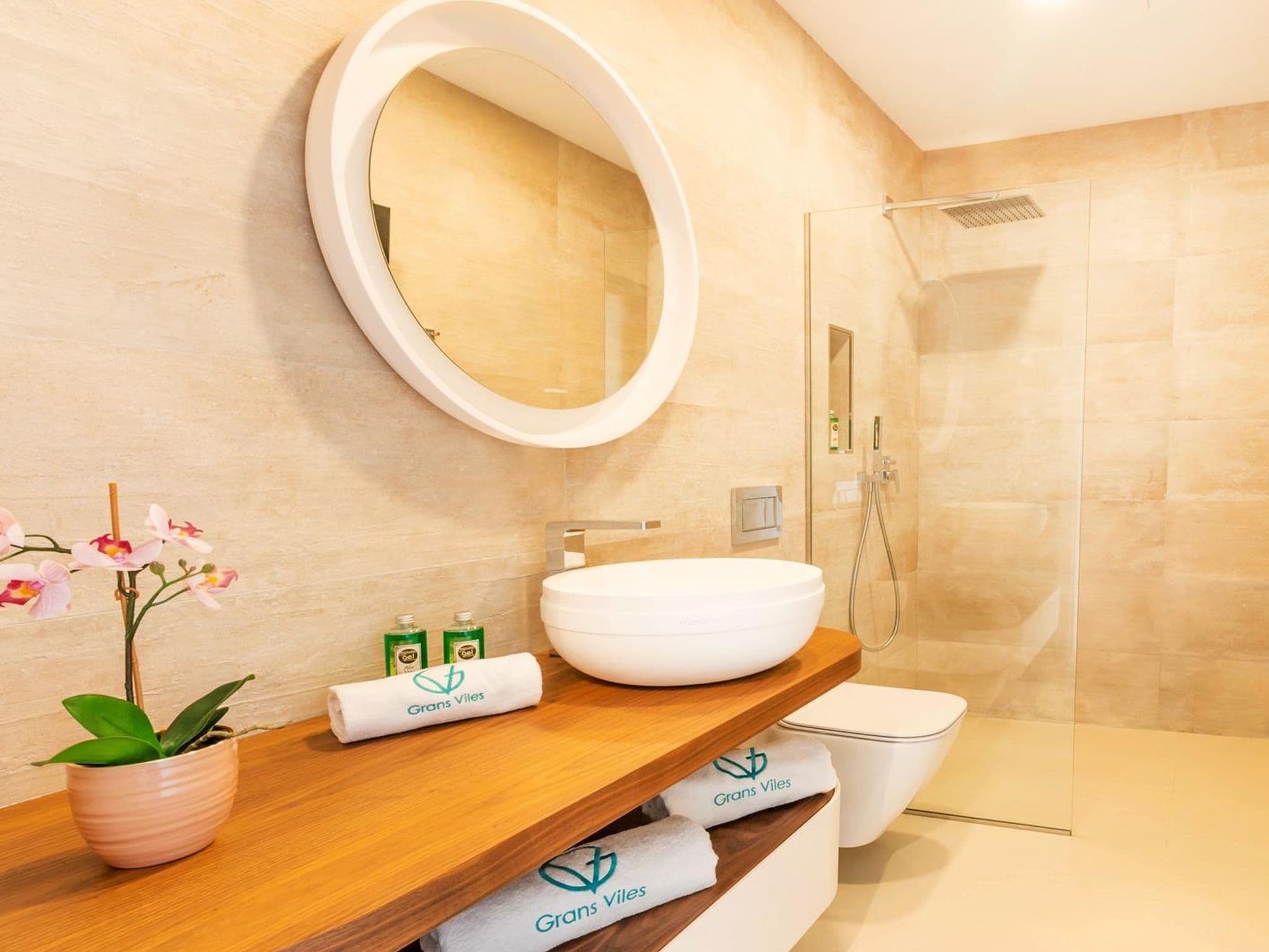 Bathroom / Wellness