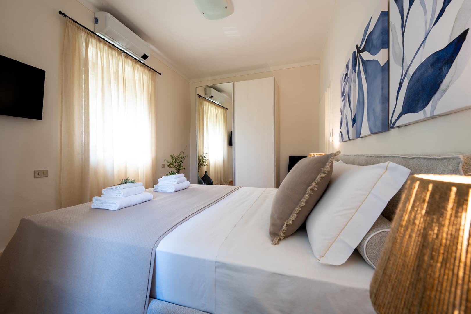 Bedroom 2 - Apartment 