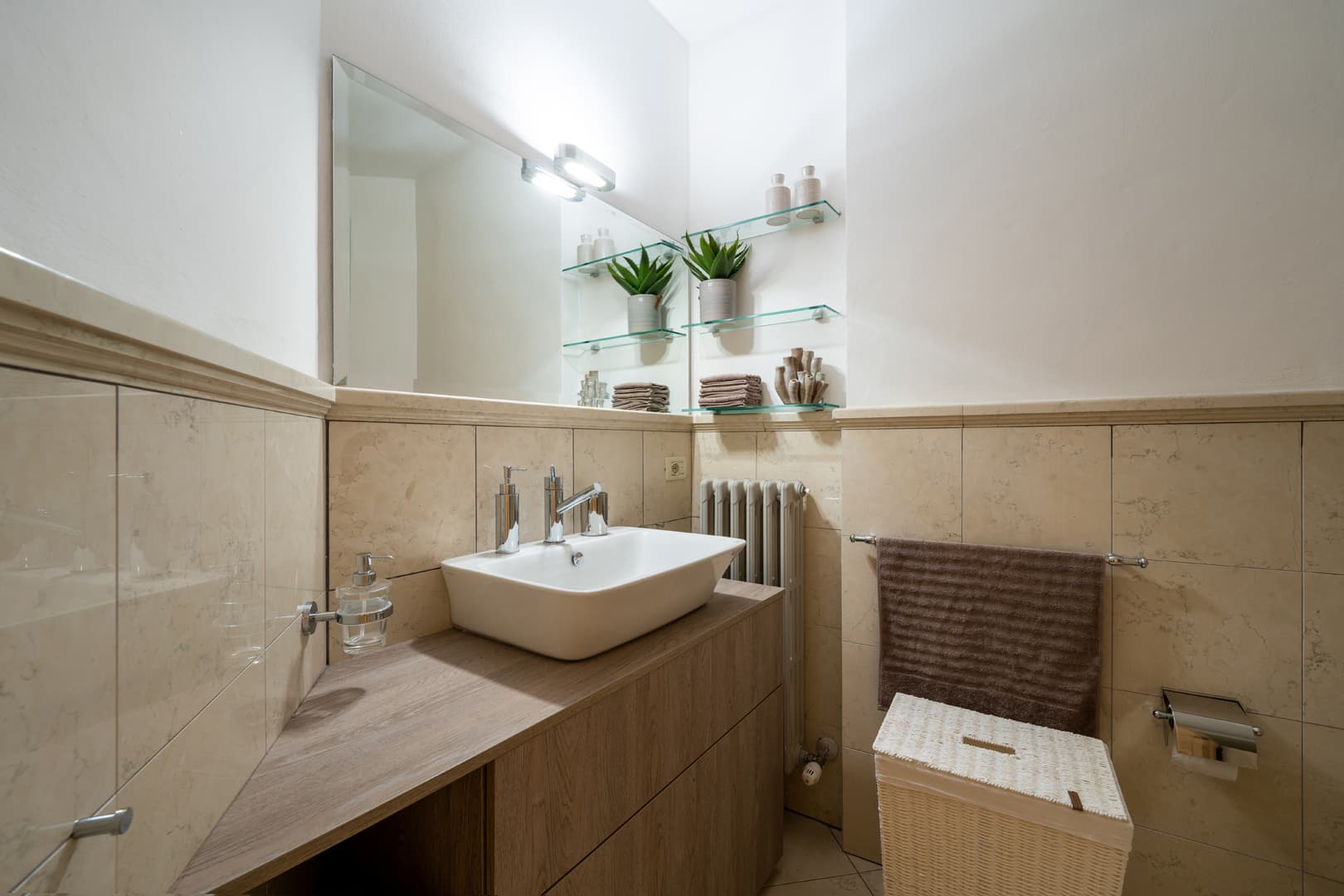 Private bathroom in the executive superior villa room