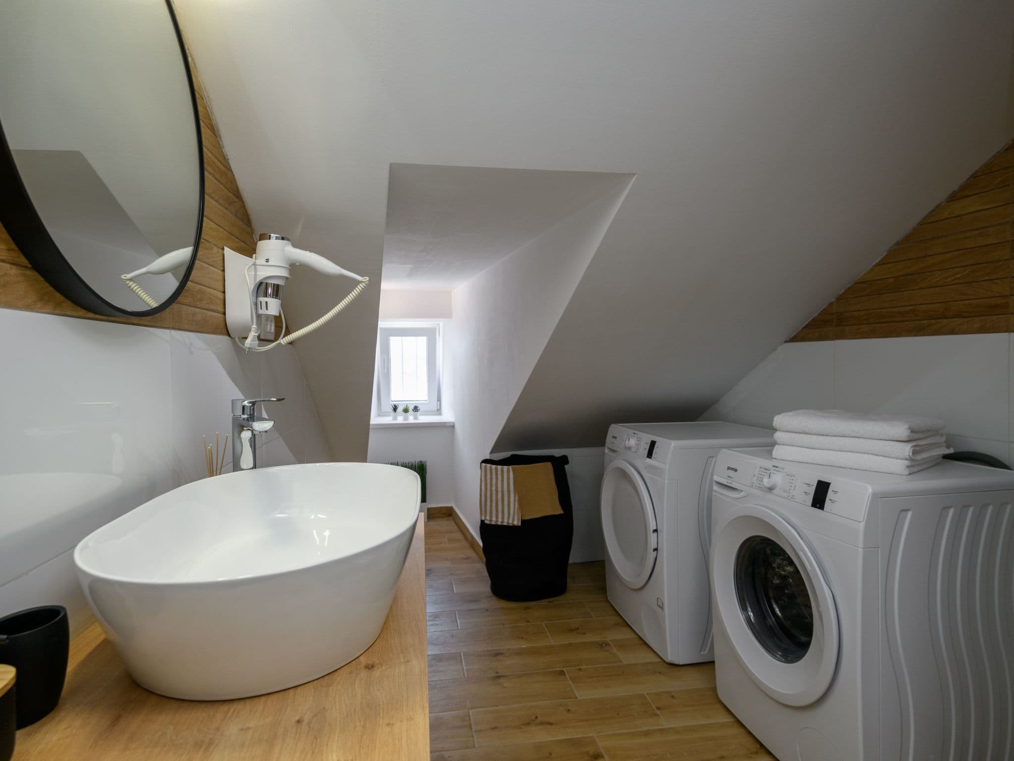 Gallery Image 21