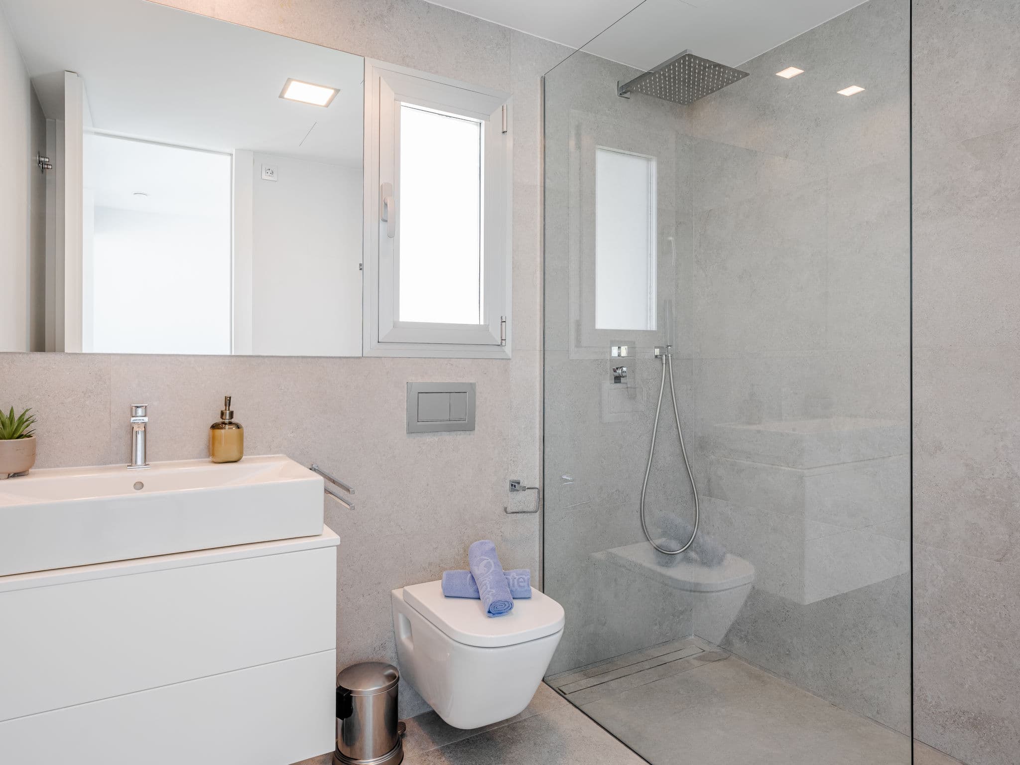 Bathroom / Wellness