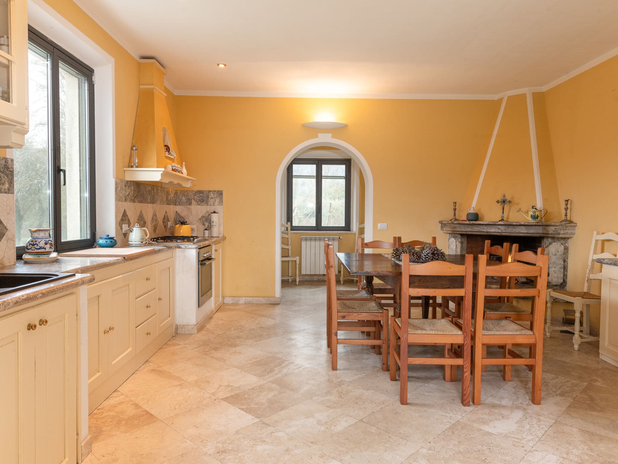 Kitchen / Dining Room