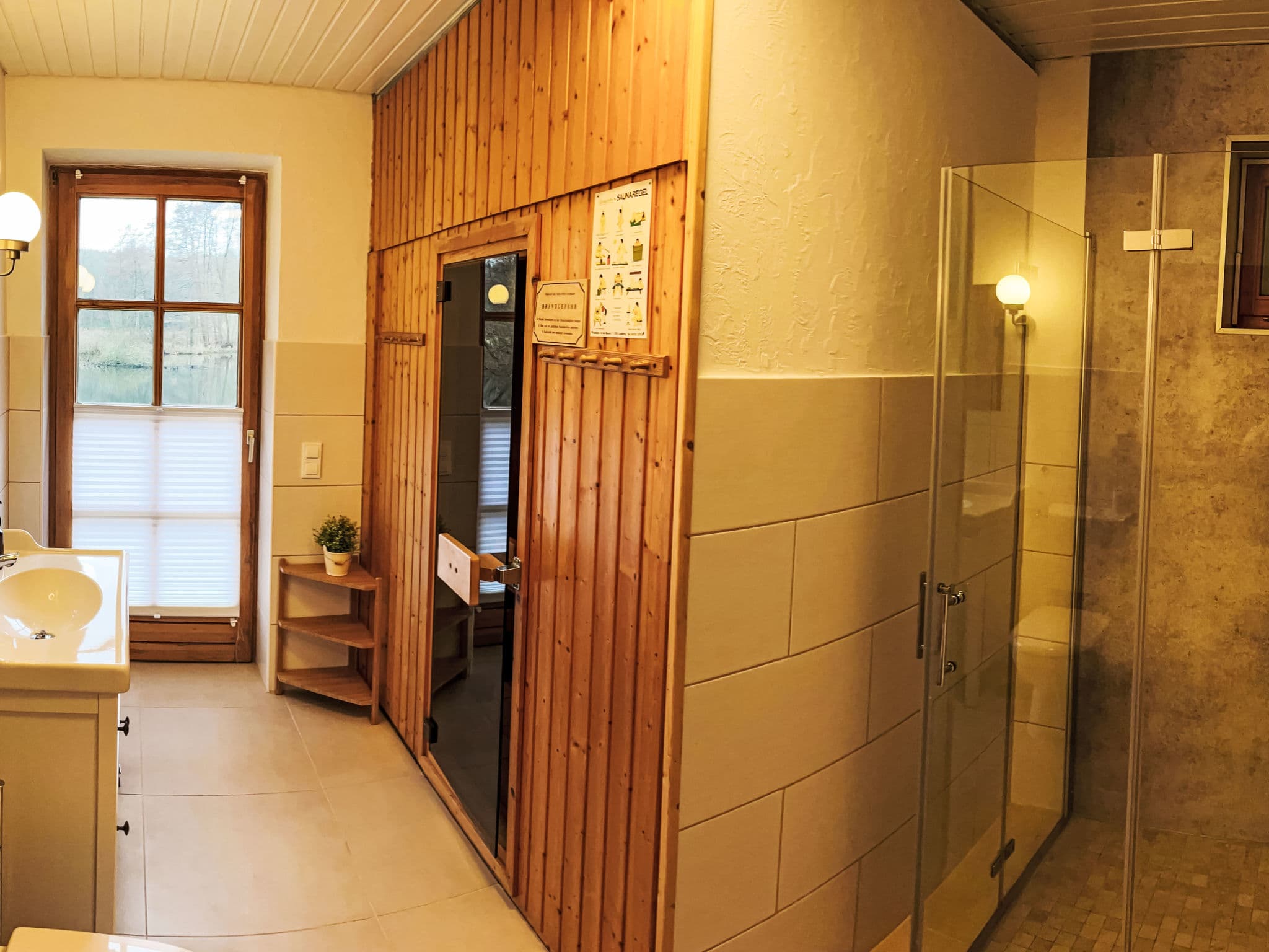 Bathroom / Wellness