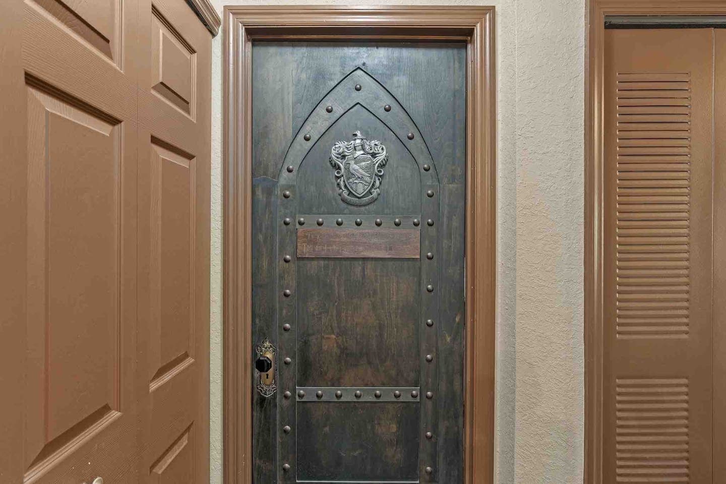 Entrance to the Ravenclaw master bedroom.