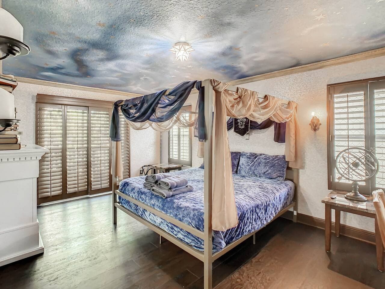 Ravenclaw-themed master bedroom!