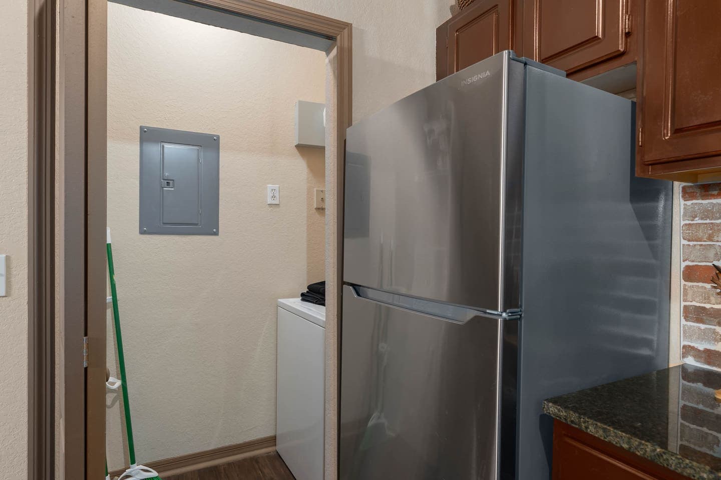 Gallery Image 25
