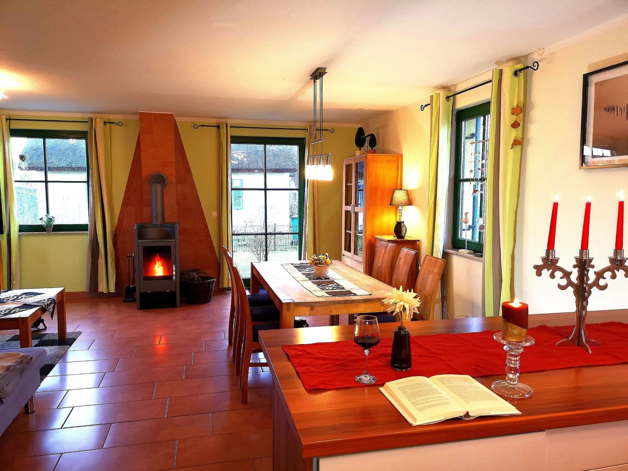 Kitchen / Dining Room