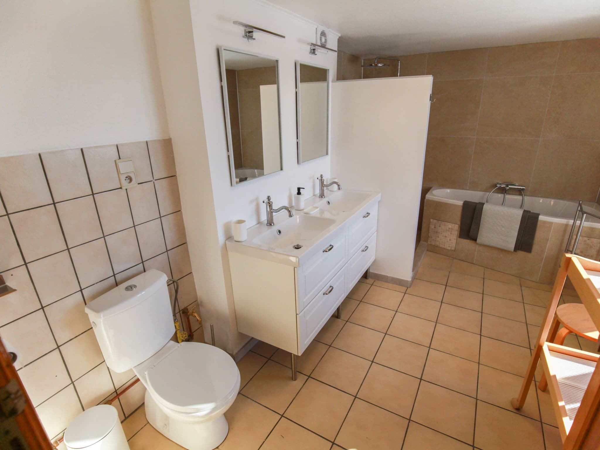 Bathroom / Wellness