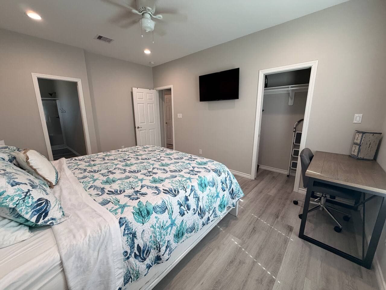 Gallery Image 13