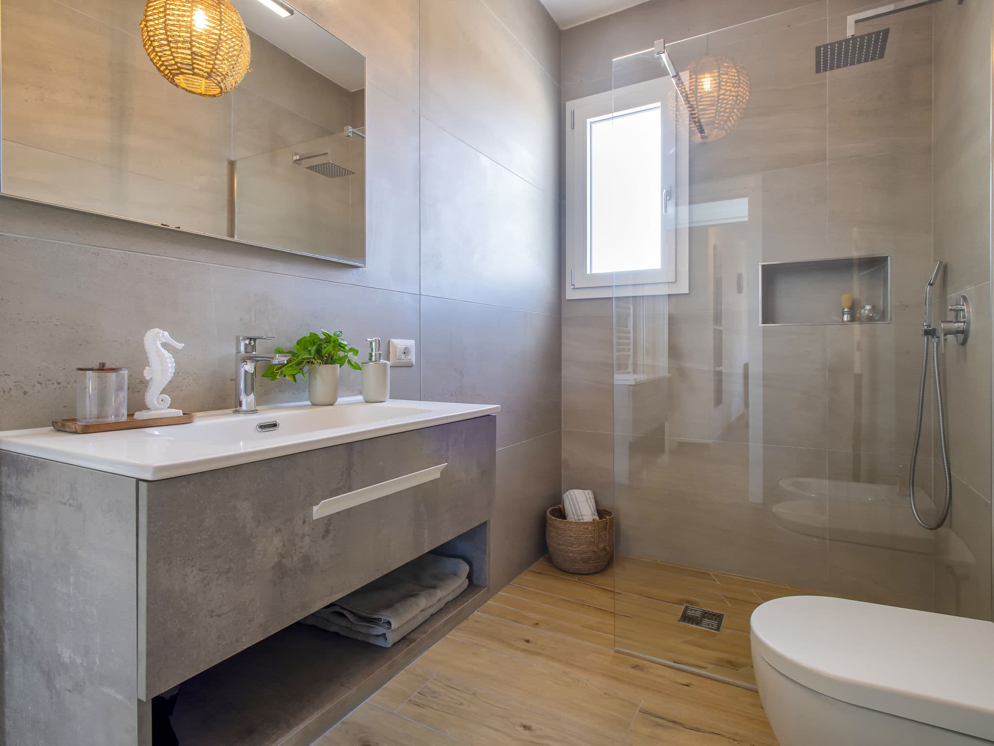 Bathroom / Wellness