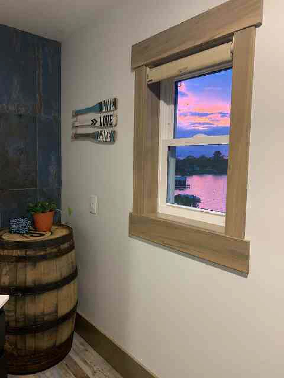 Sunset views even from the bathroom!
