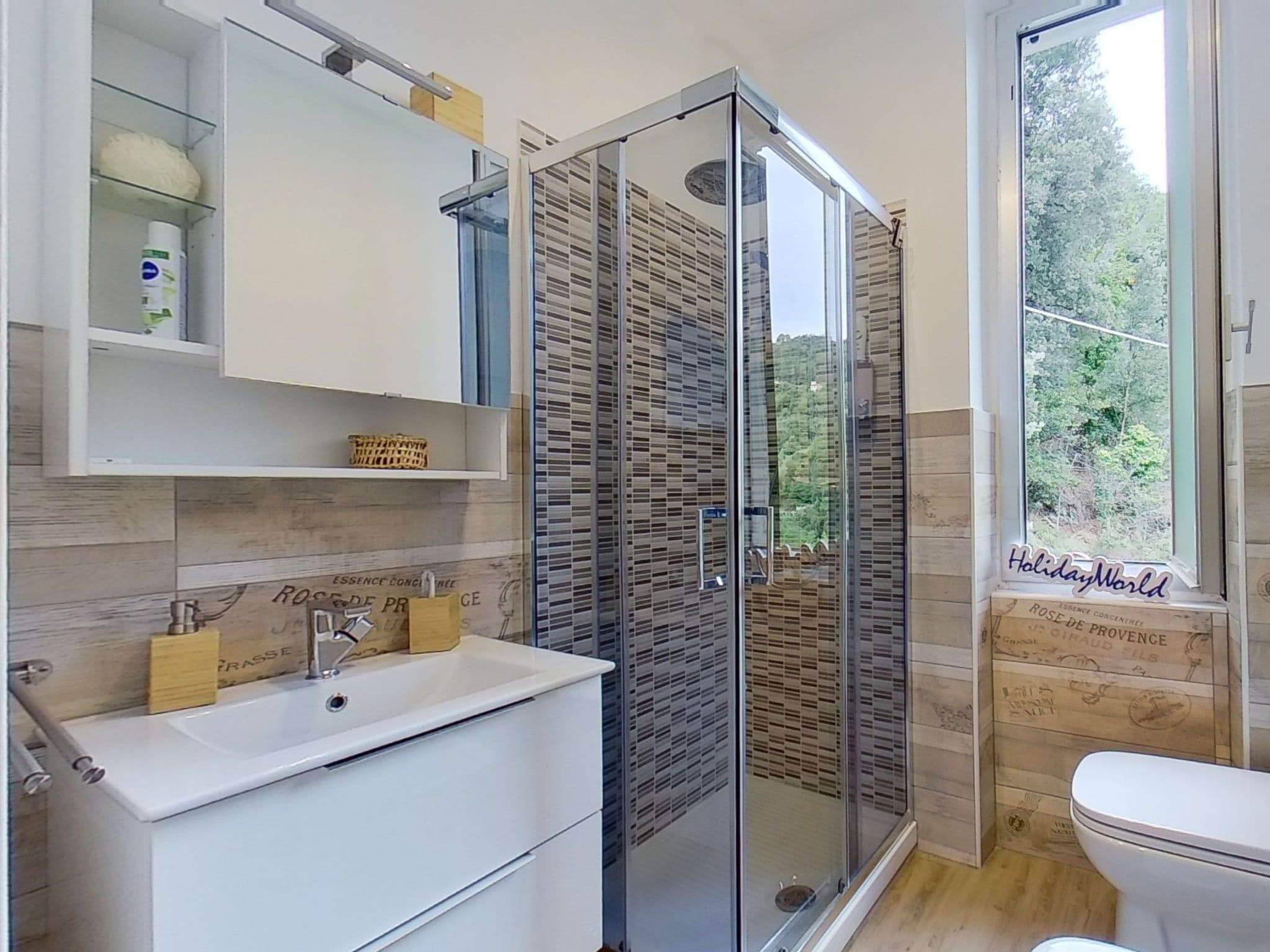 Bathroom / Wellness