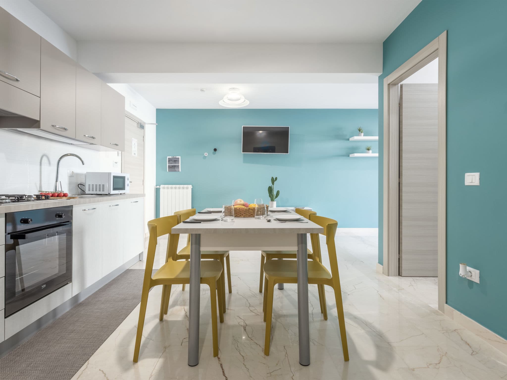 Kitchen / Dining Room