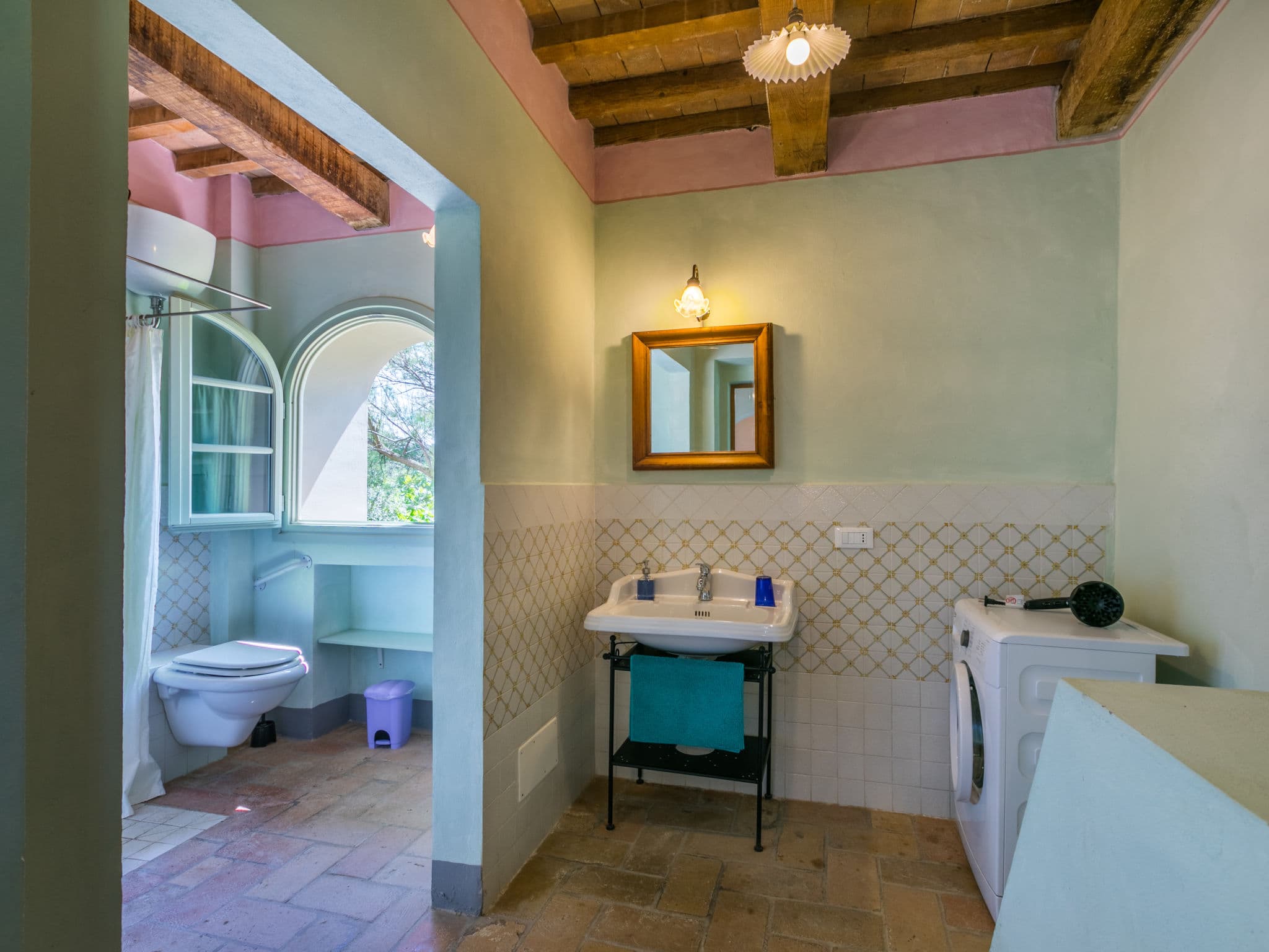 Bathroom / Wellness