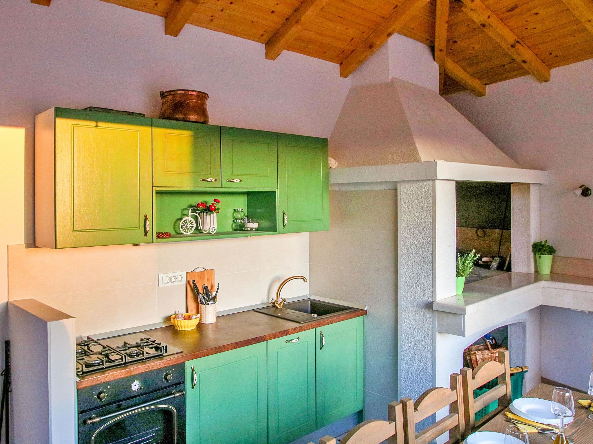 Kitchen / Dining Room
