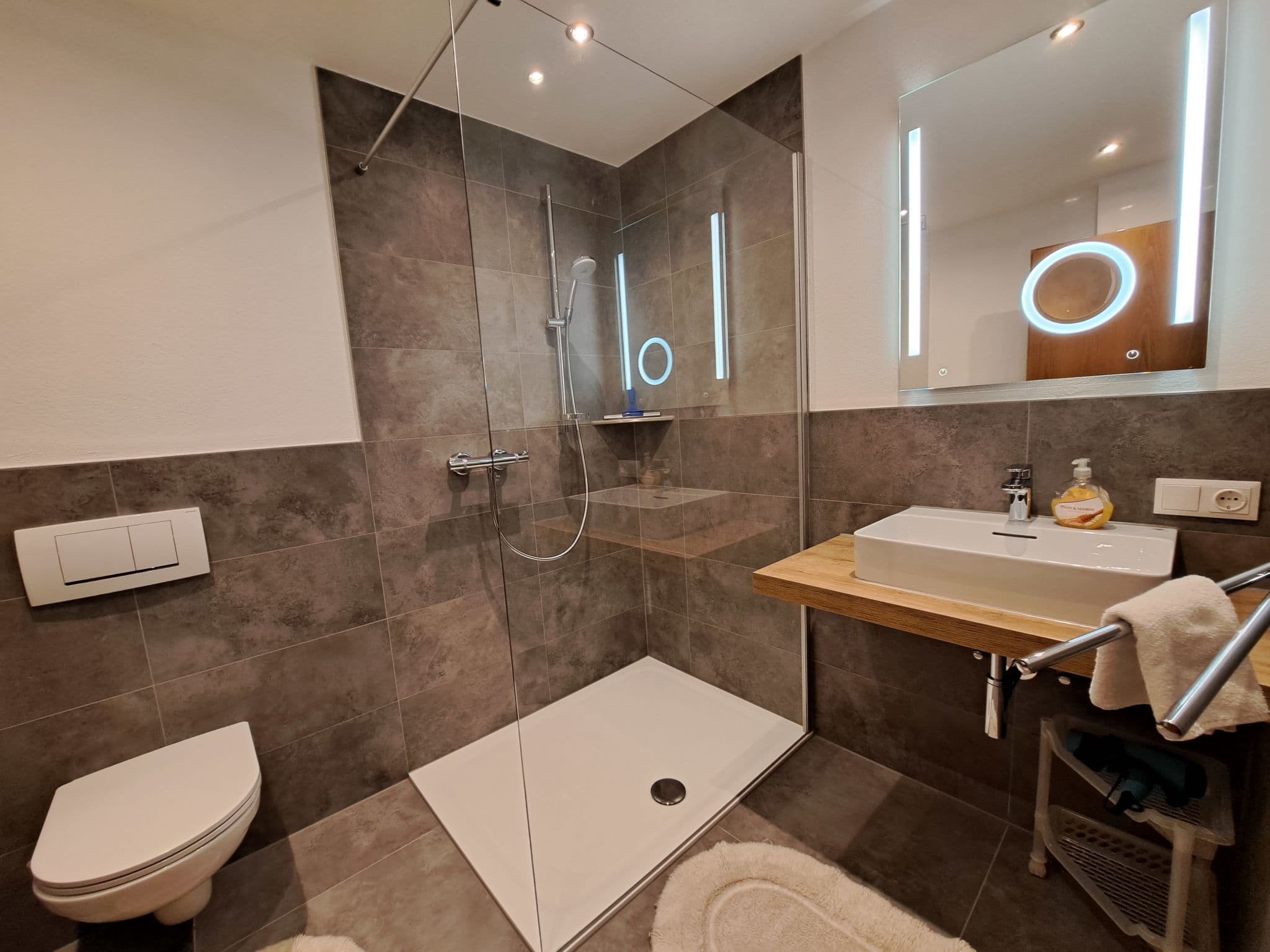 Bathroom / Wellness
