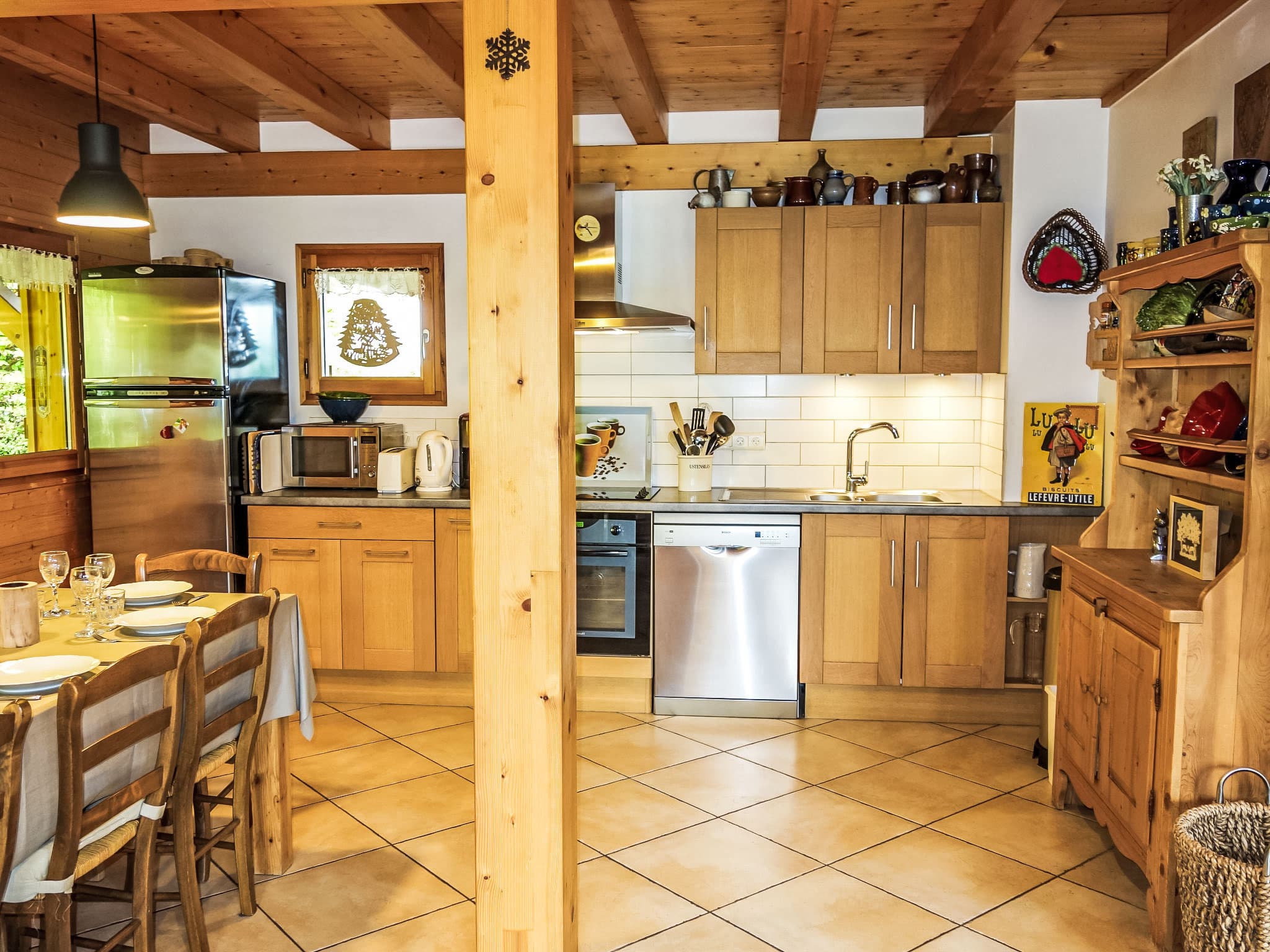 Kitchen / Dining Room