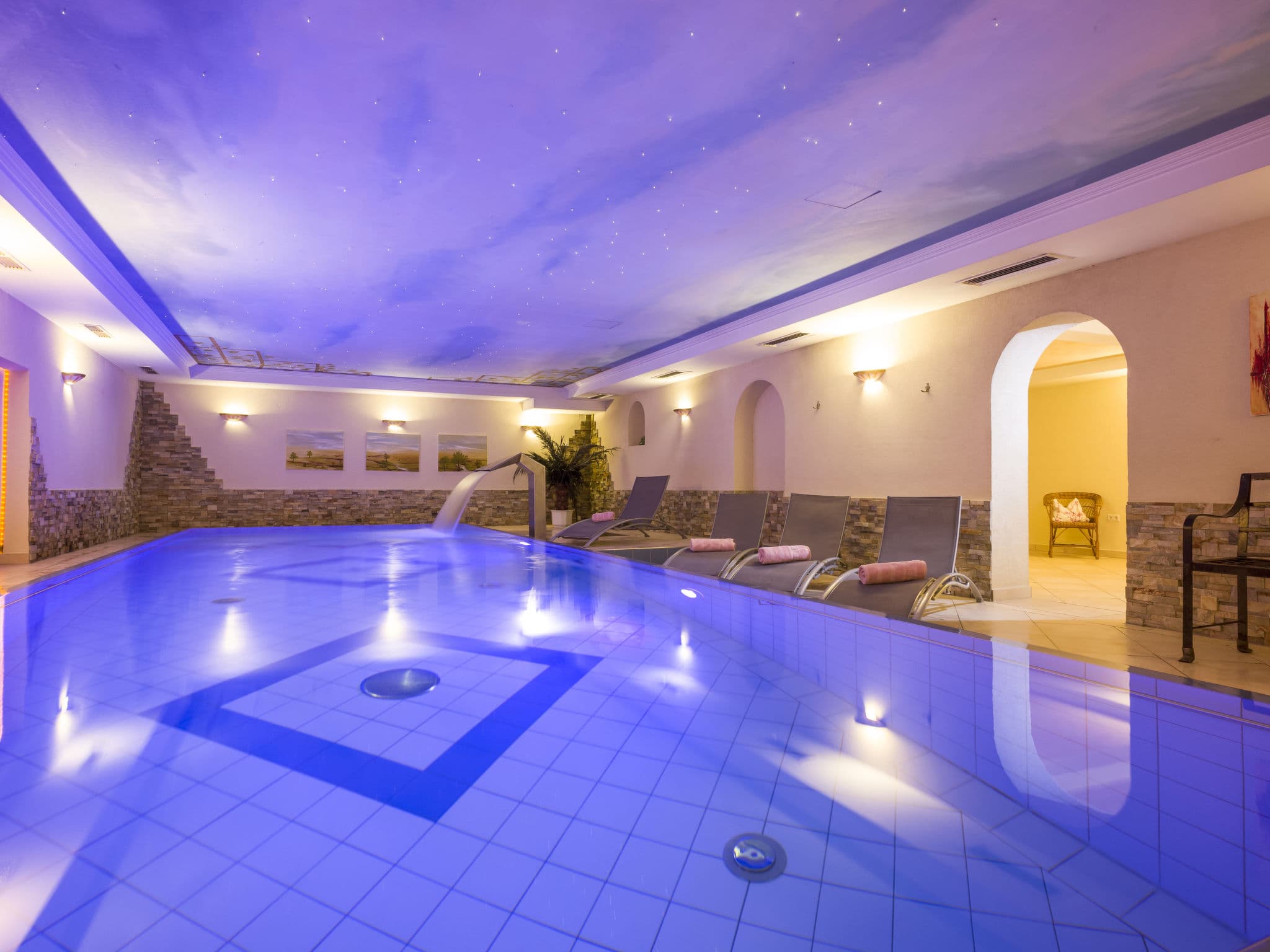 Pool Indoor