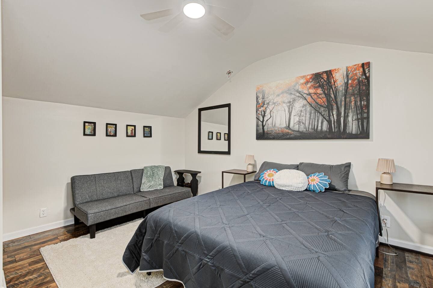Upstairs Bedroom 1