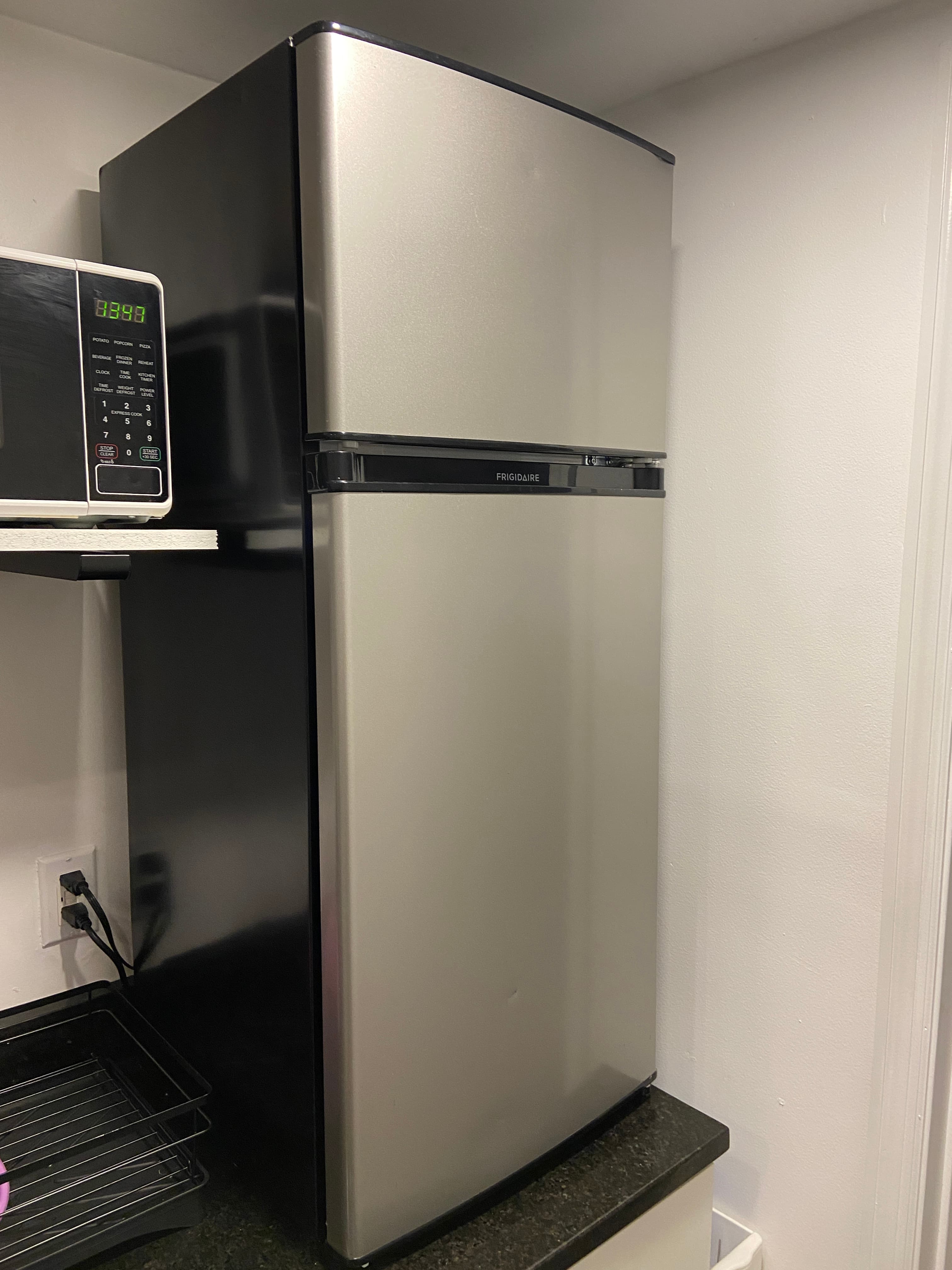 Refridgerator