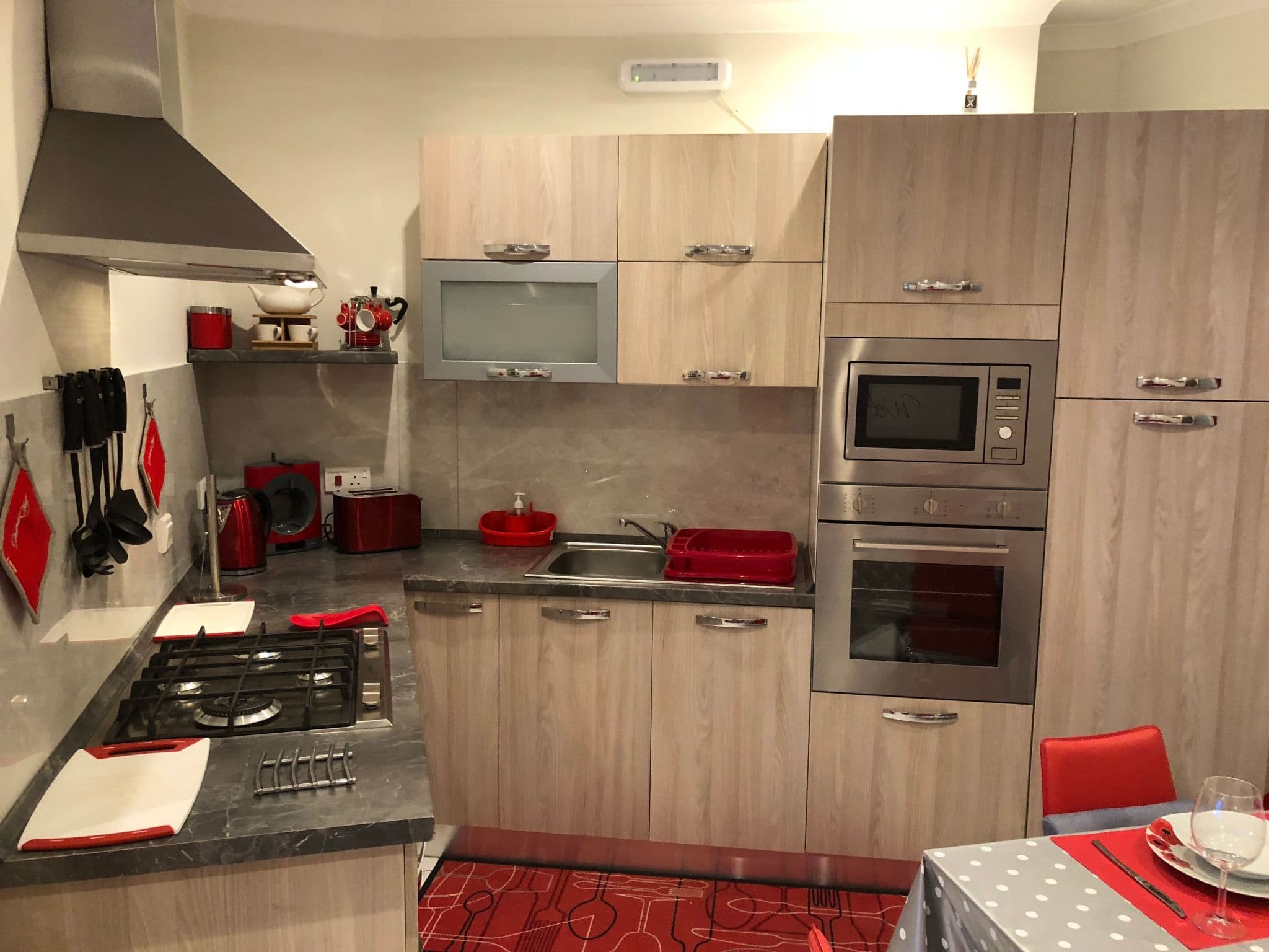 Kitchen / Dining Room