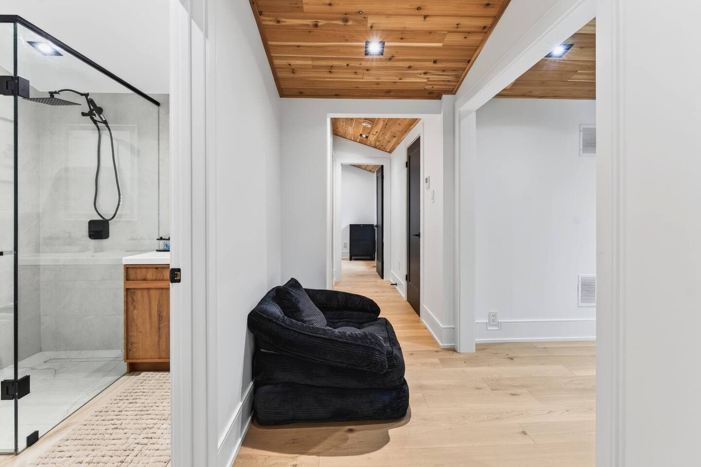 Gallery Image 61
