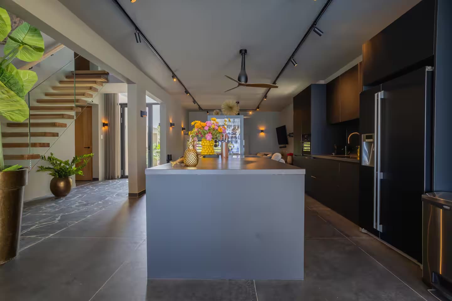Sea Front Luxury Villa 7