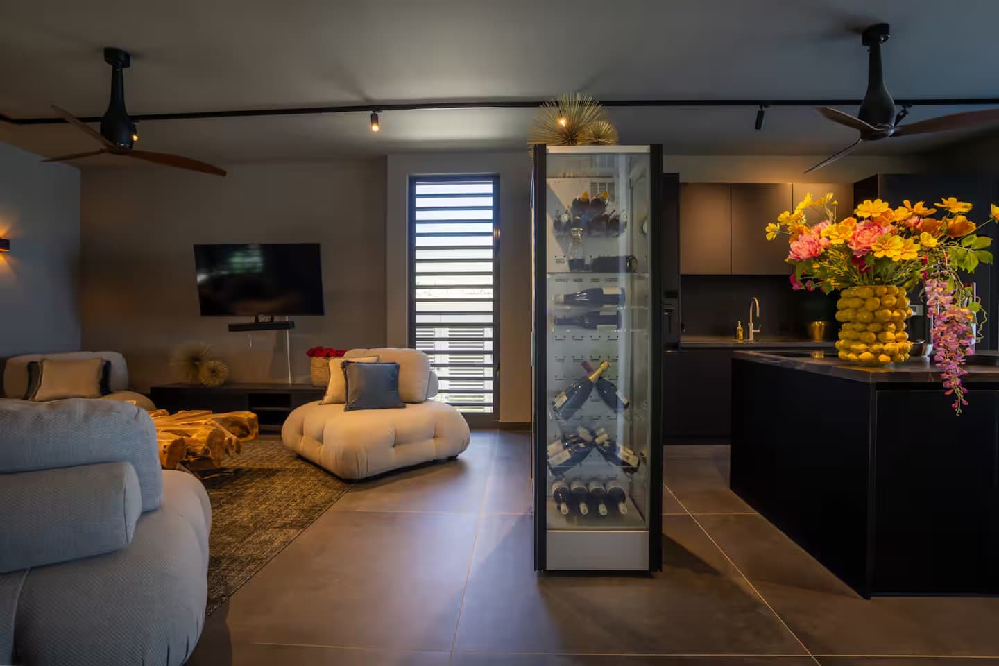 Sea Front Luxury Villa 5