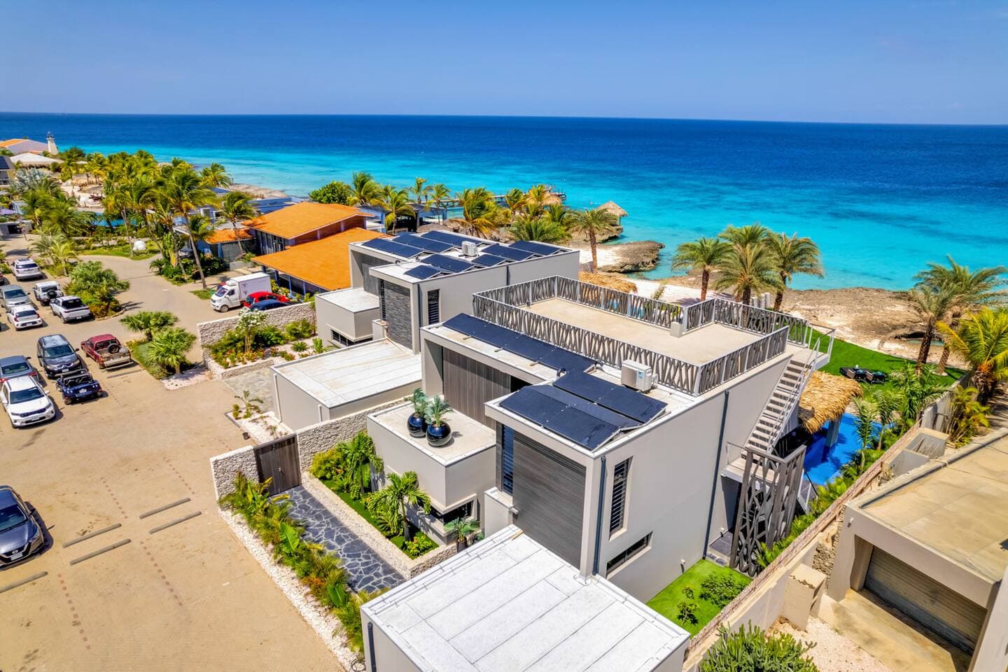 Sea Front Luxury Villa 51