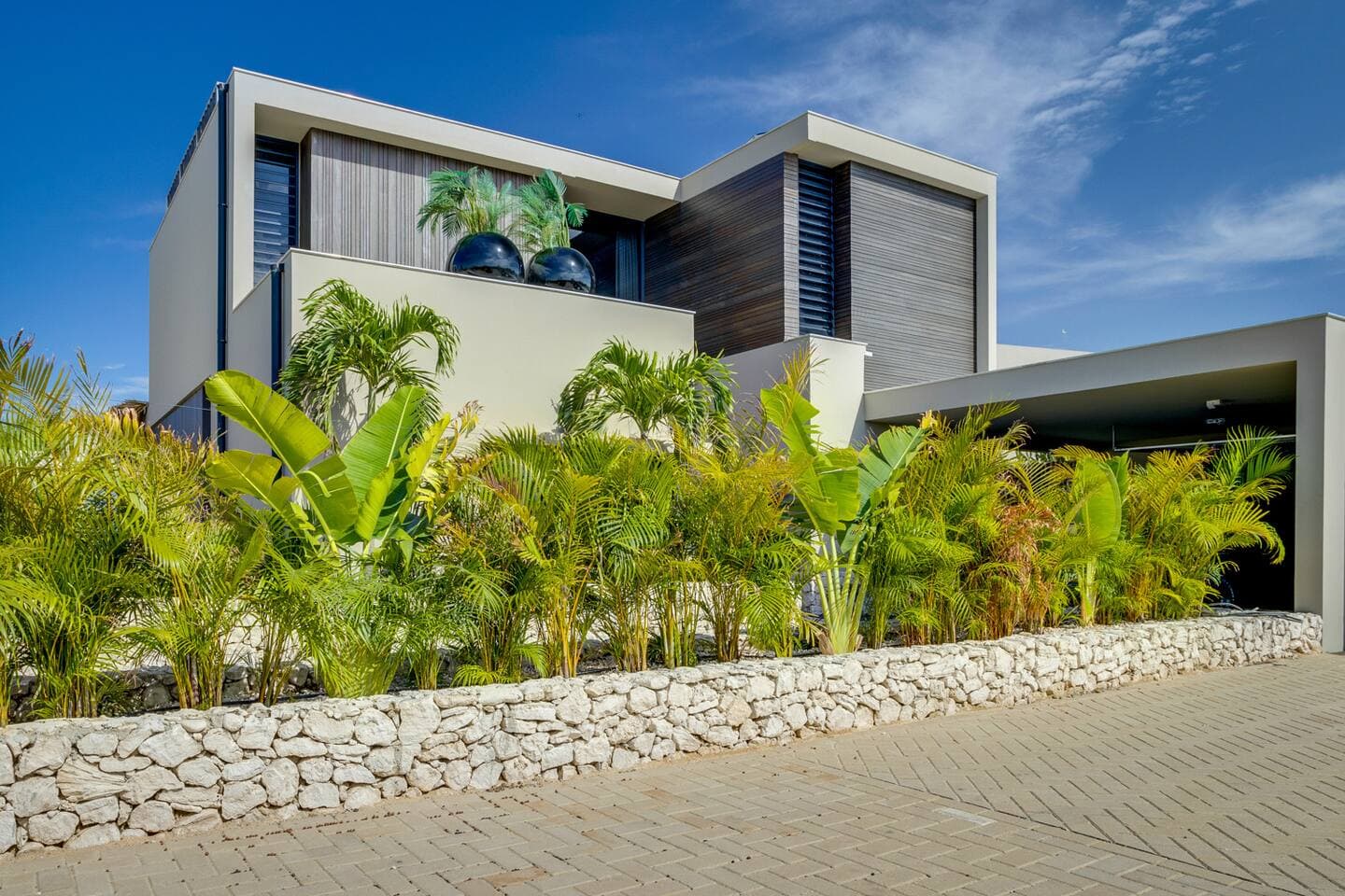 Sea Front Luxury Villa 45