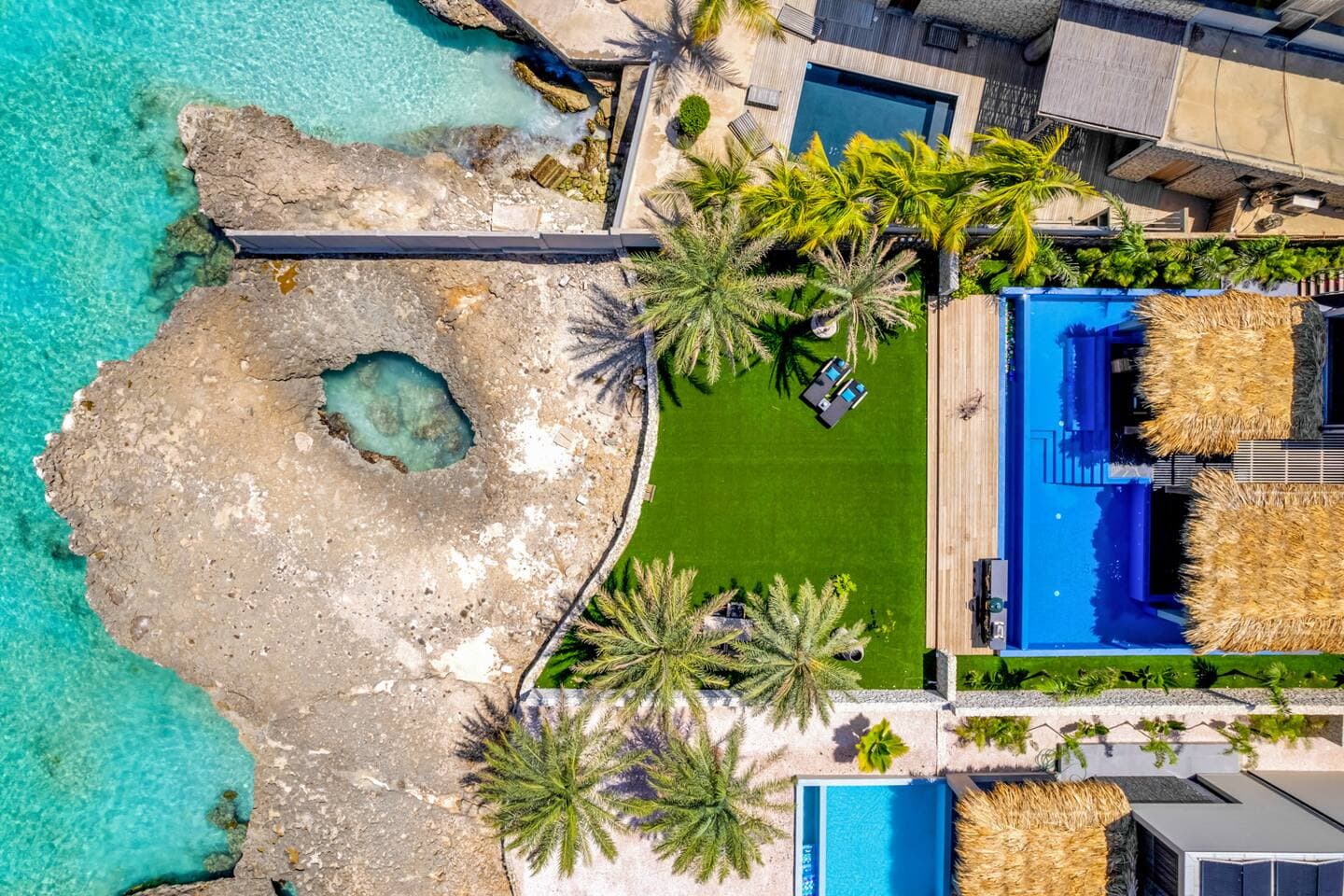 Sea Front Luxury Villa 91