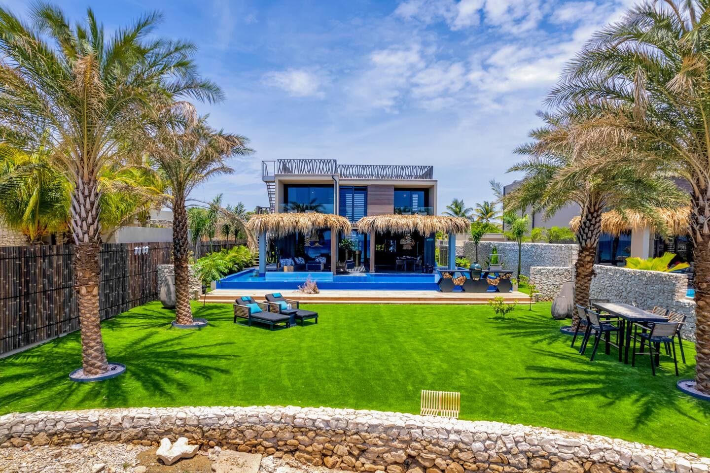 Sea Front Luxury Villa 78
