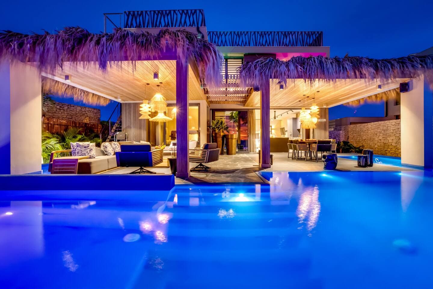Sea Front Luxury Villa 72