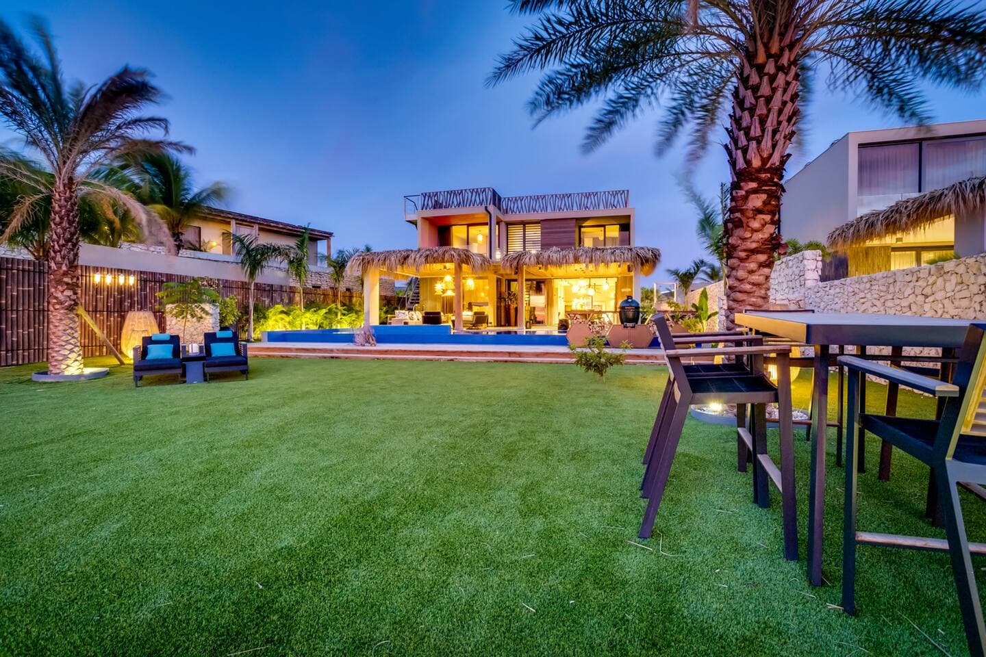 Sea Front Luxury Villa 80