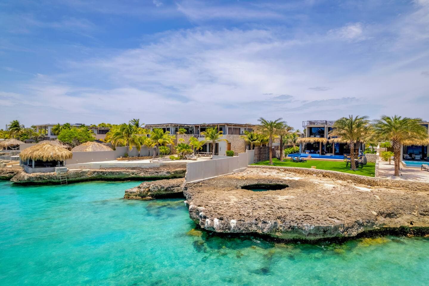 Sea Front Luxury Villa 94
