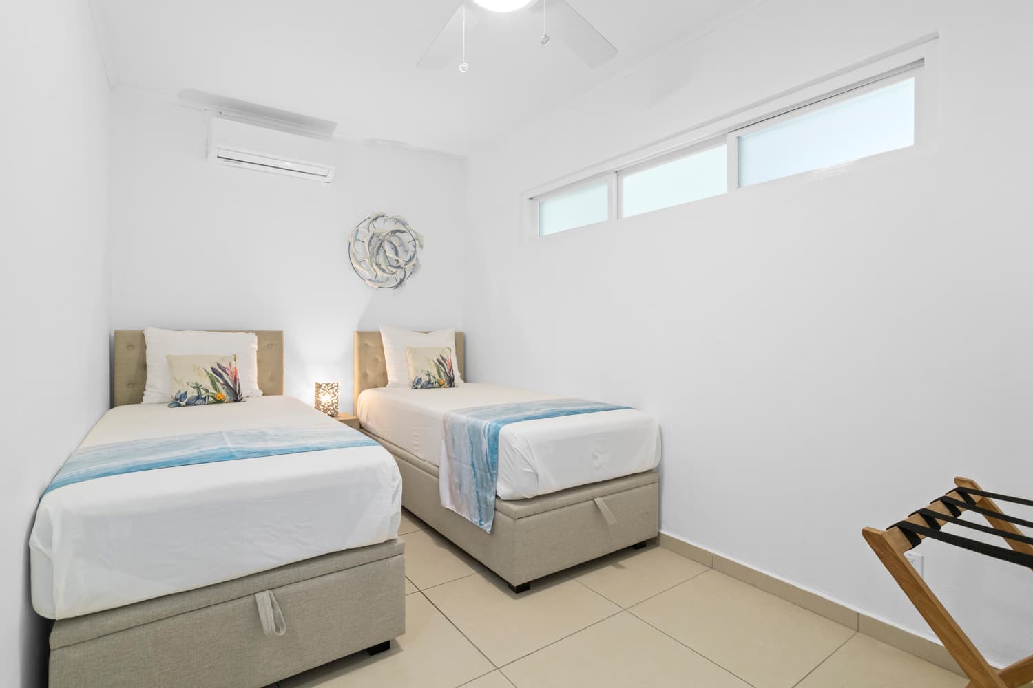88 eeg boulevard-true media culture-10