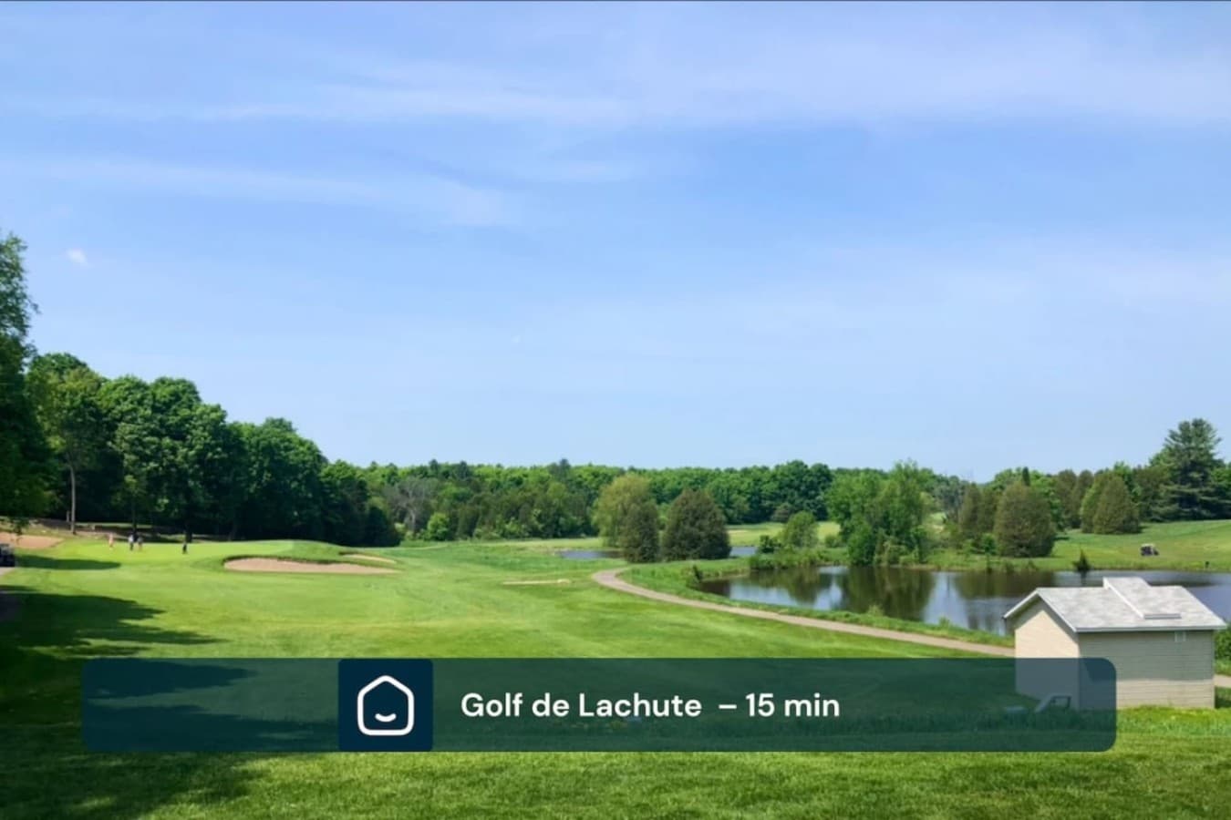 Profitez d’une partie de golf au Golf de Lachute, situé à seulement 15 minutes du chalet