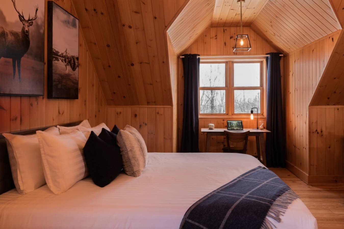 Create your own little slice of heaven and escape to a world of comfort, relaxation, and sweet dreams in this beautiful bedroom!!