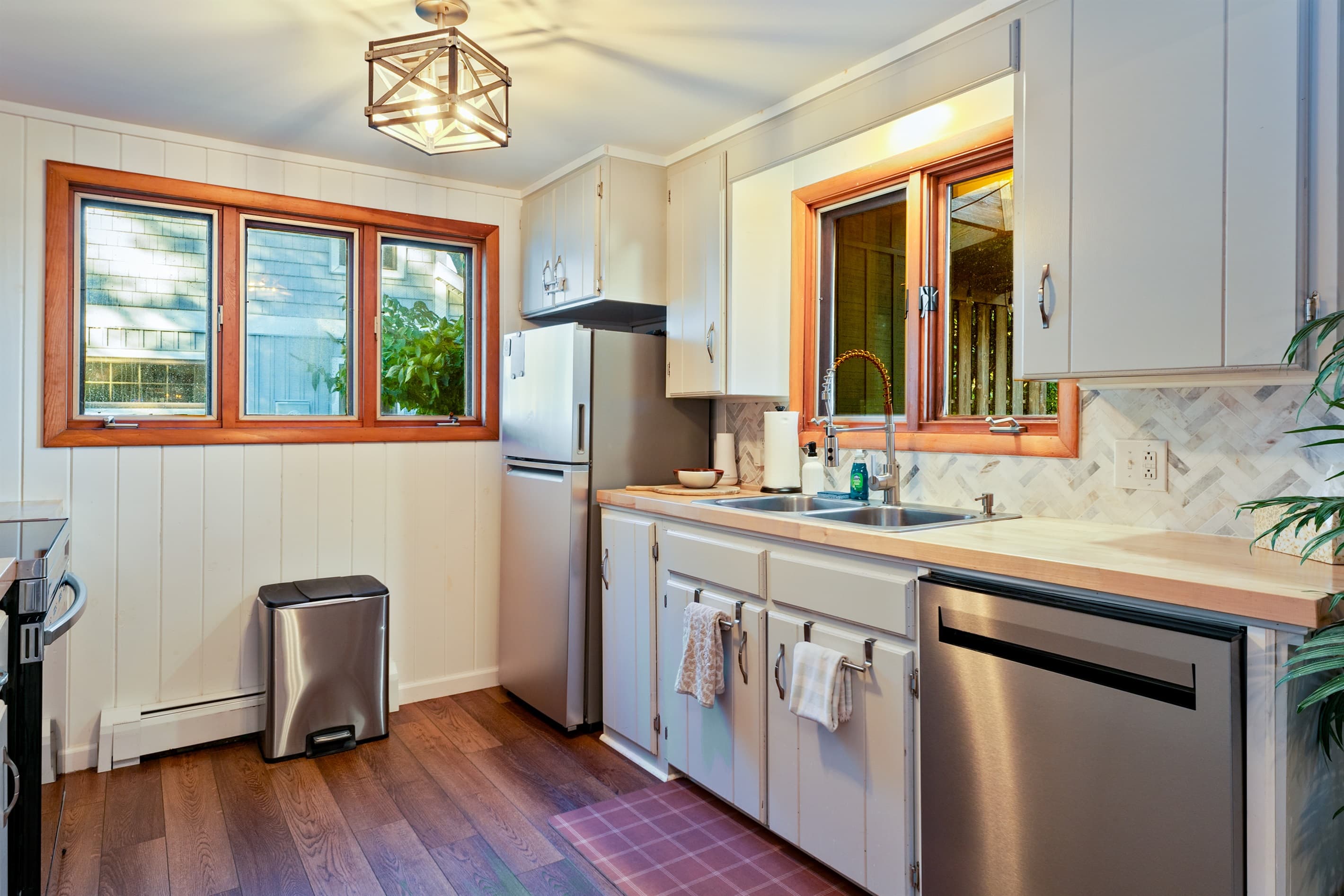 Fully stocked kitchen with stainless appliances