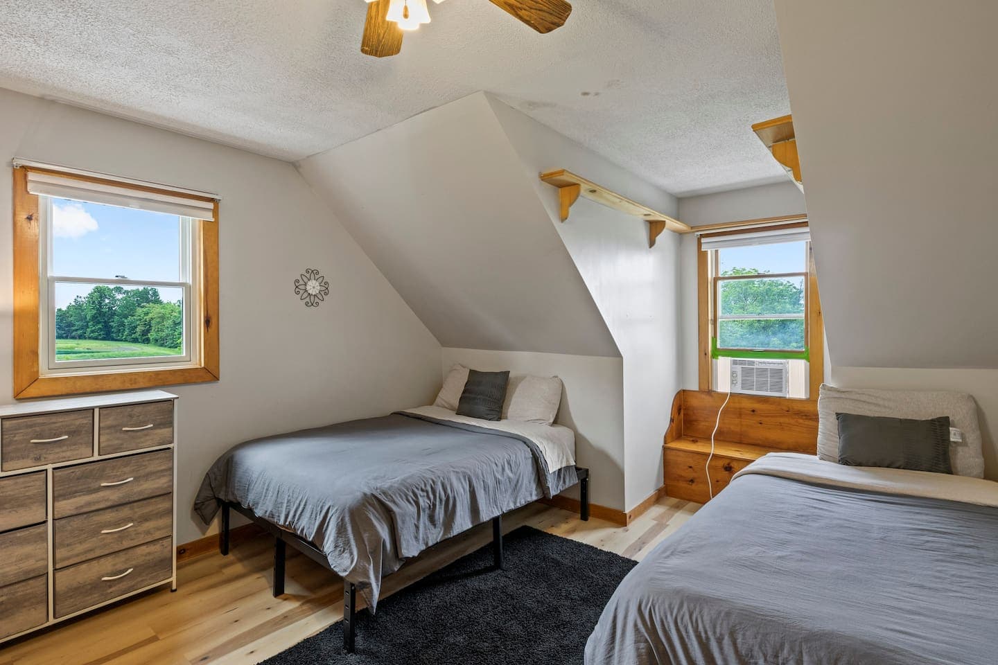 Bedroom with two separate beds