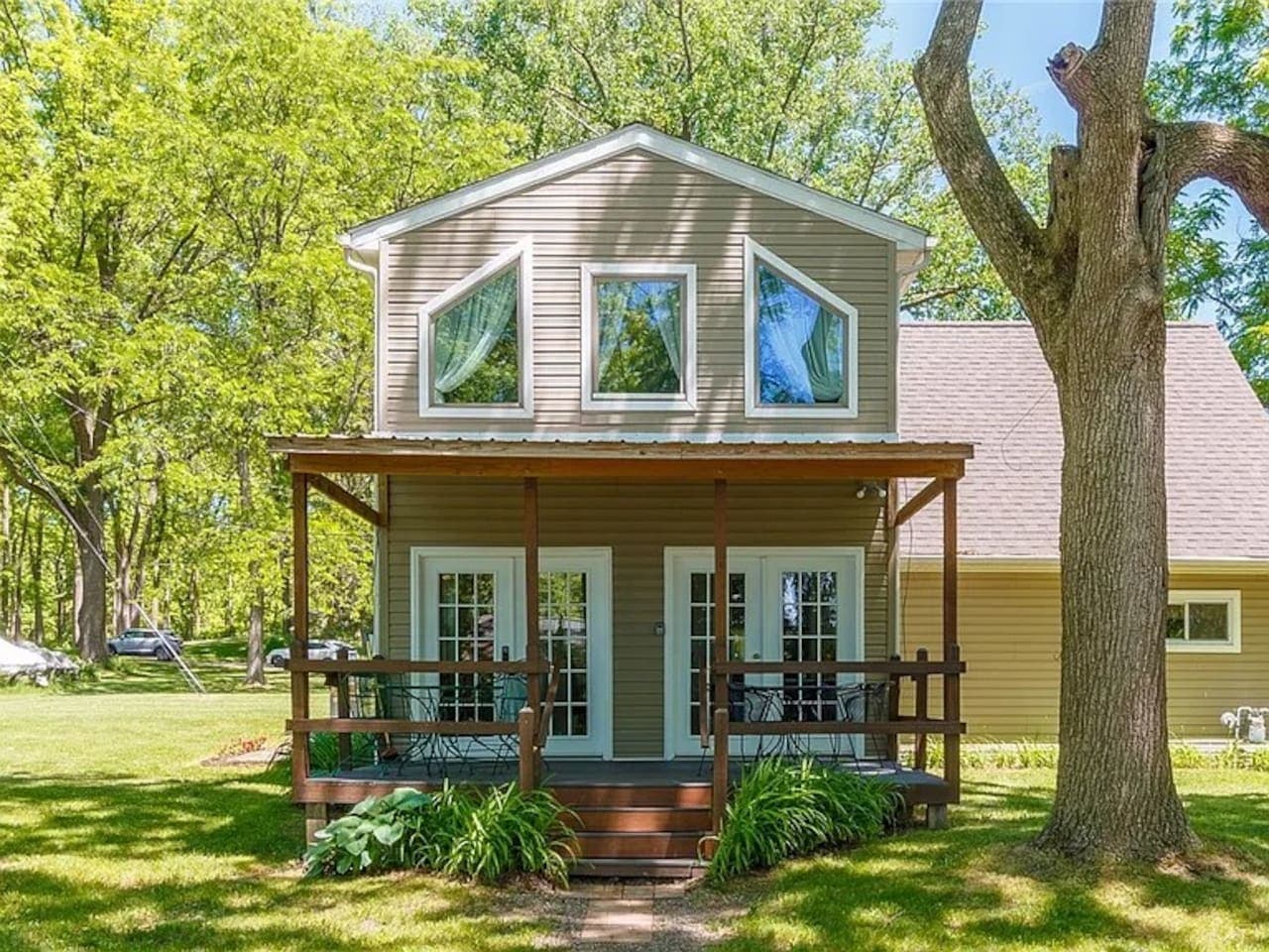 Rear exterior with porch roof 