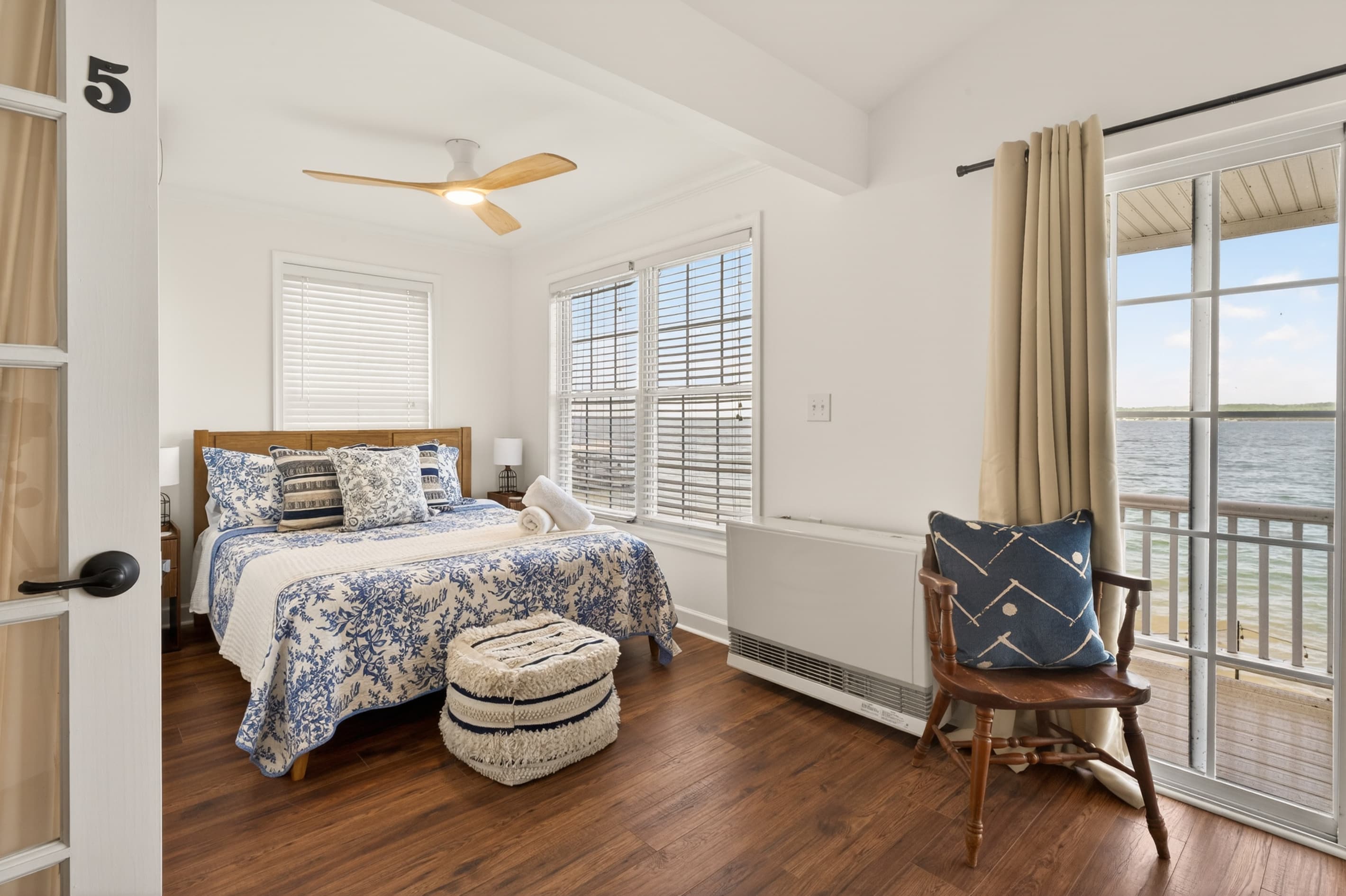 Bedroom with access to the outdoor deck