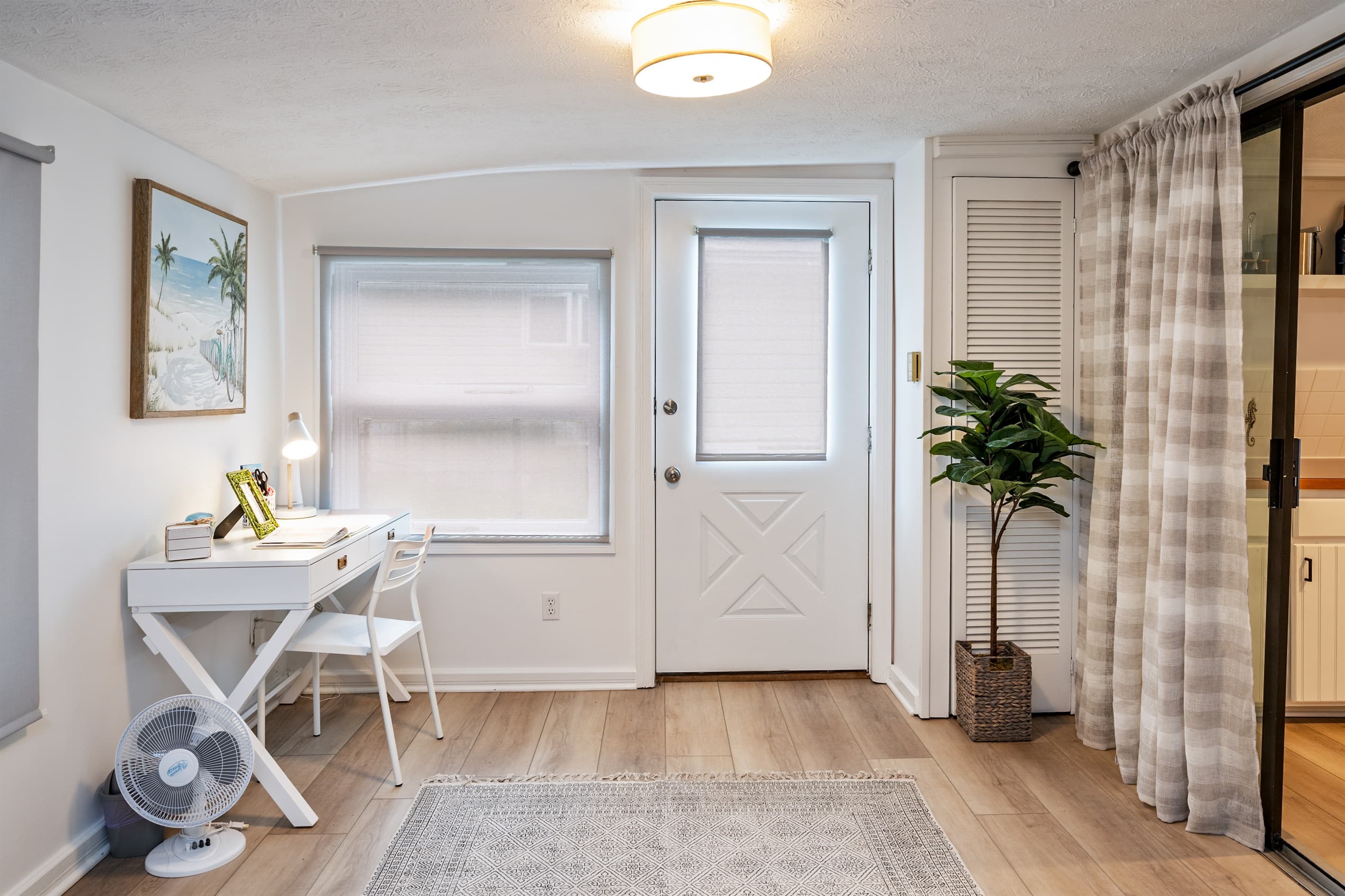 Dedicated workspace near the entry way
