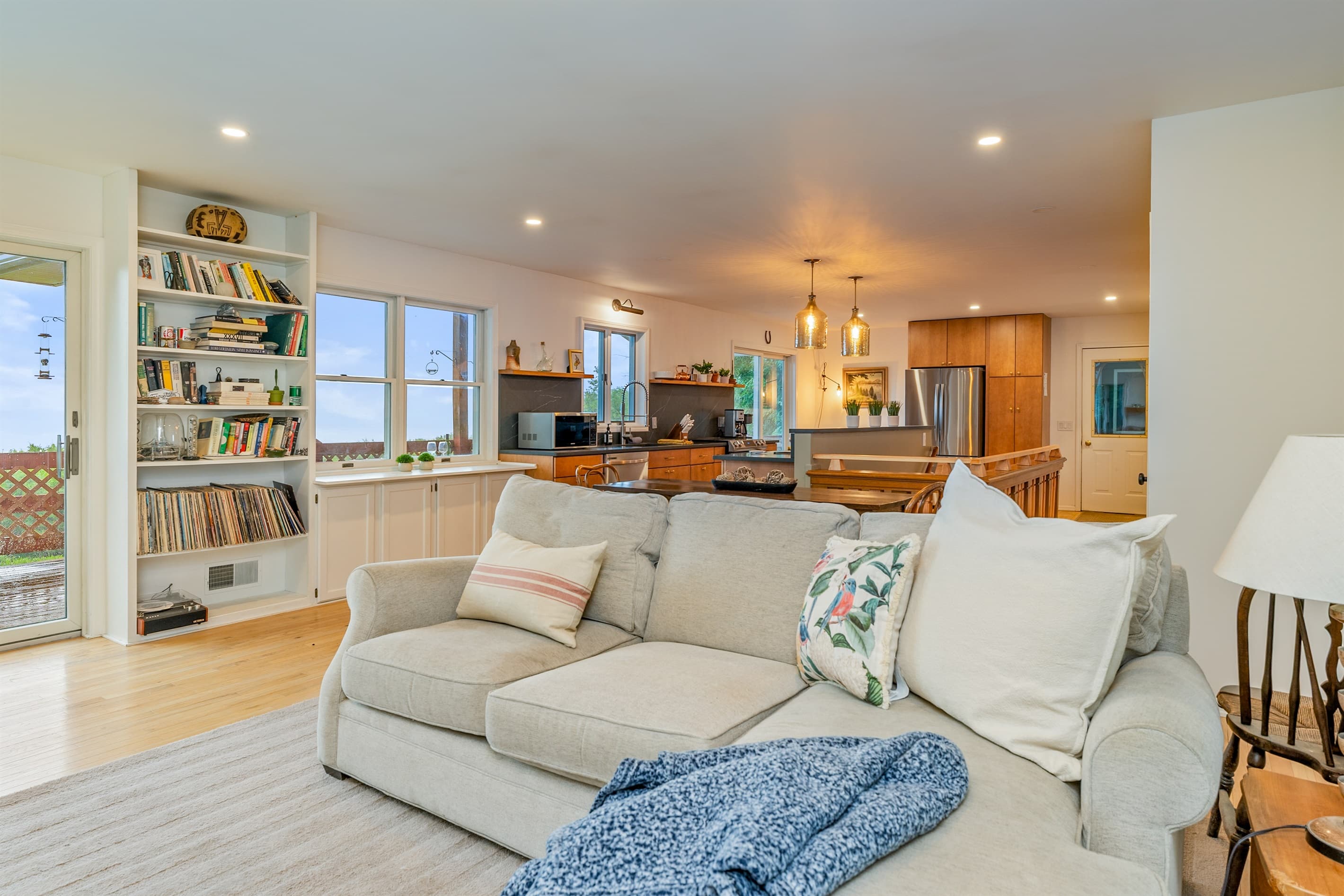 Seating area adjoining the kitchen