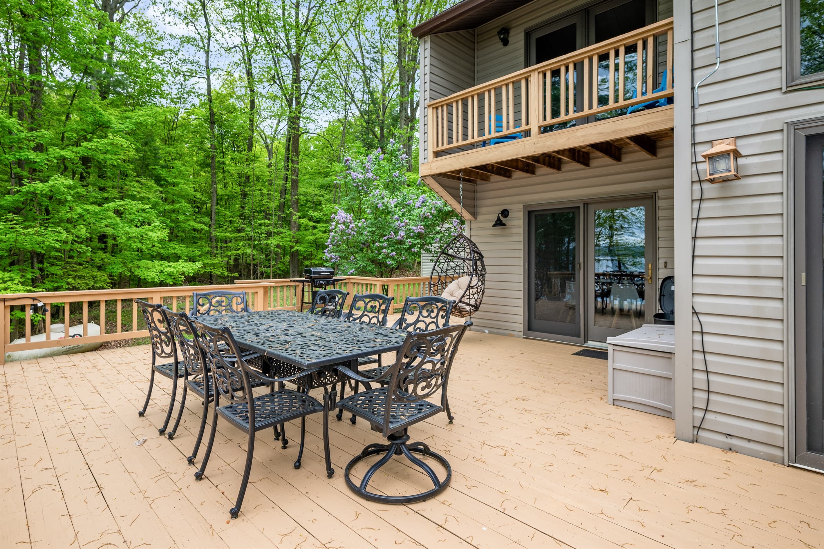Outdoor dining table beside the home