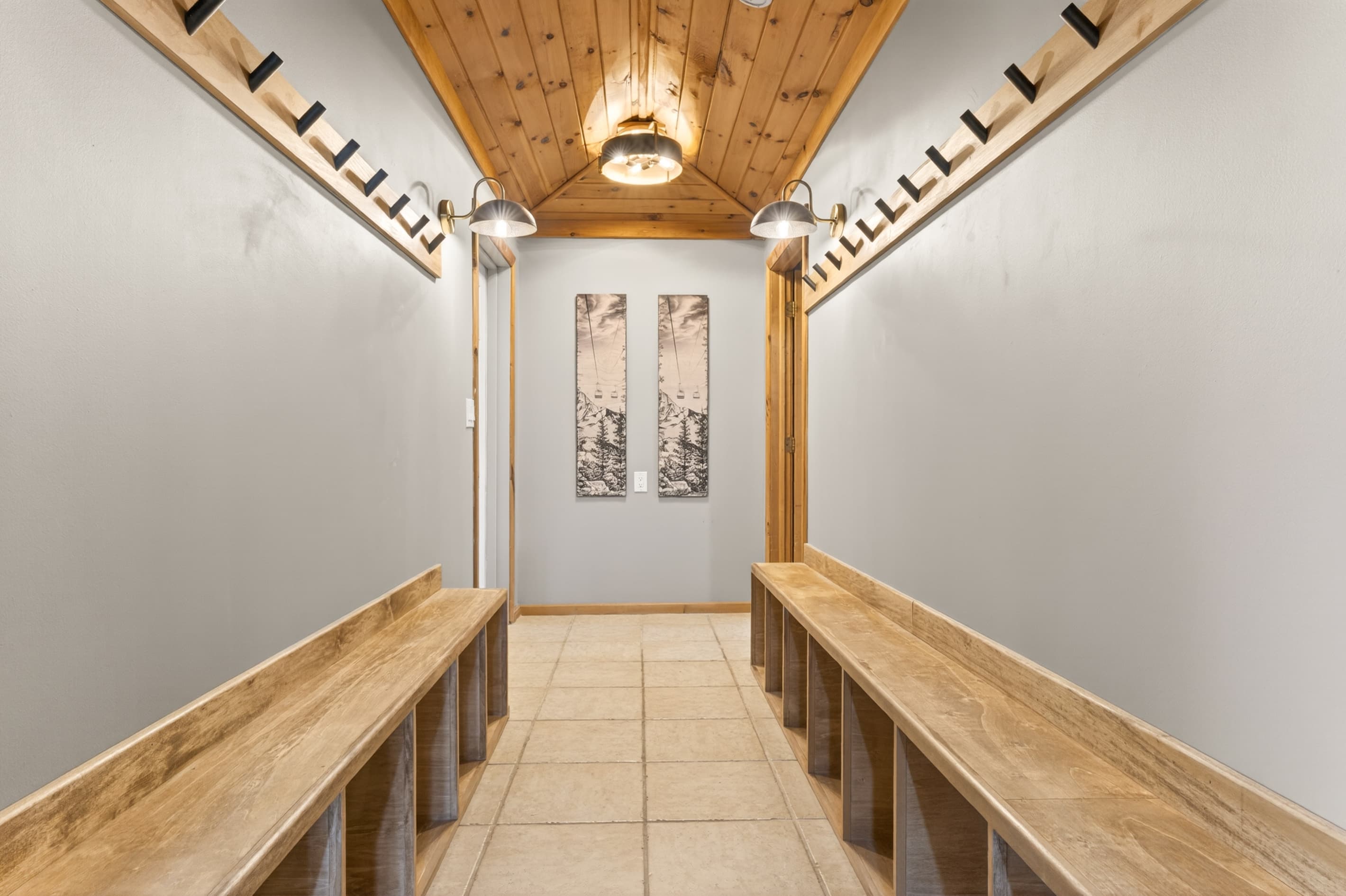 Central hallway with seating and hanging hooks